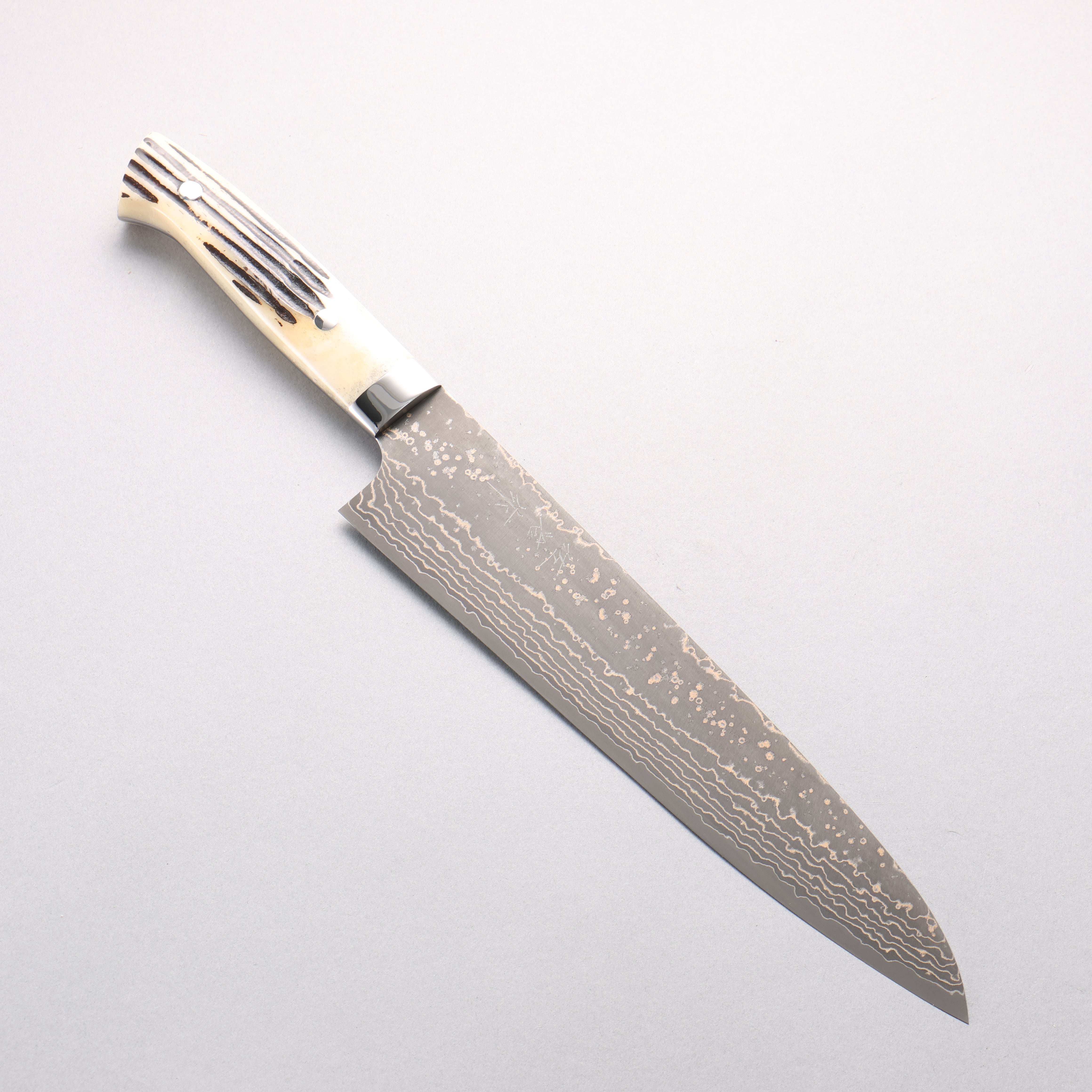 Takeshi Saji VG10w Damascus Gold Colored Gyuto 240mm White Deer Horn Handle - Seisuke Knife