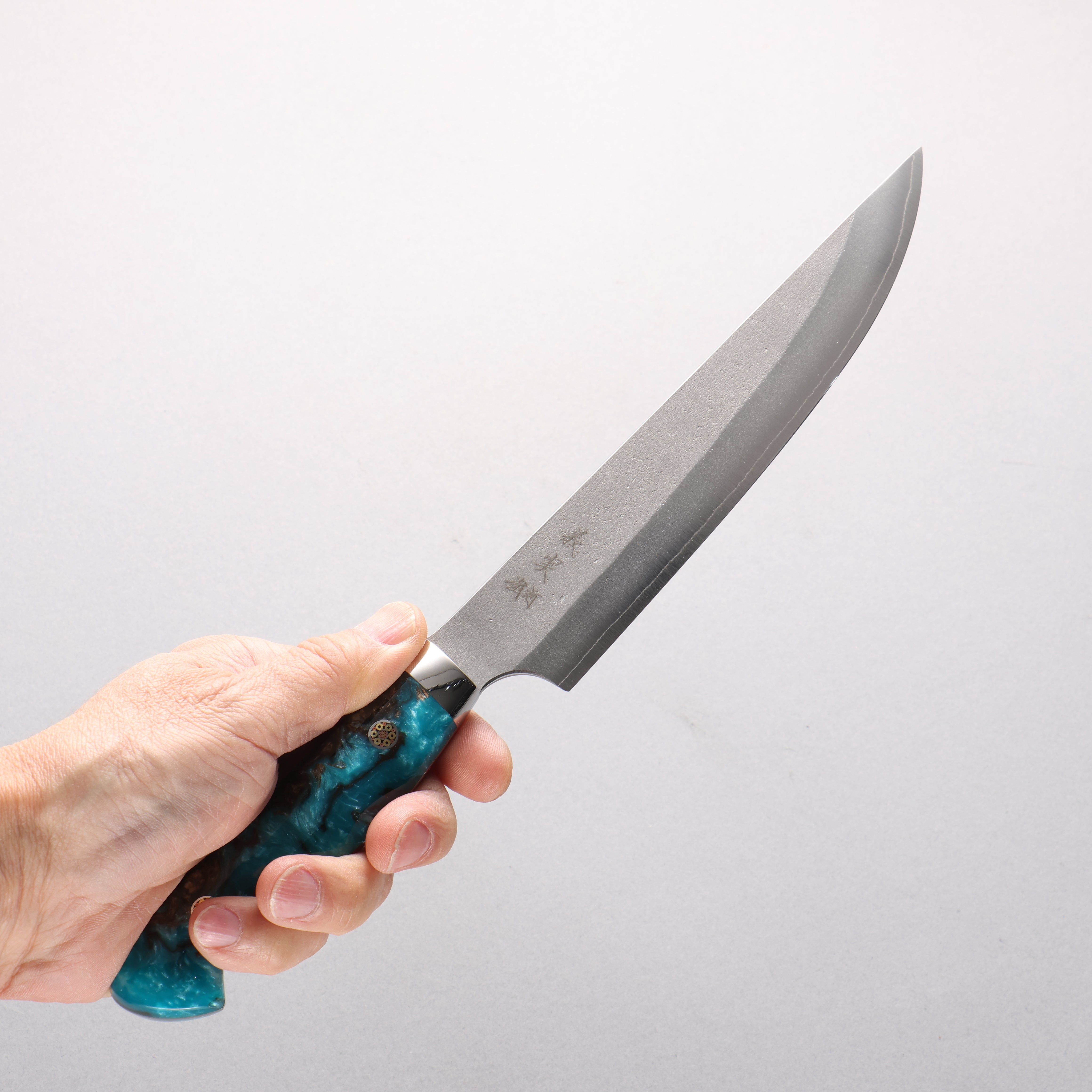 Yoshimi Kato SG2 Nashiji Kengata Petty-Utility 170mm White Blue Black Acrylic Handle - Seisuke Knife