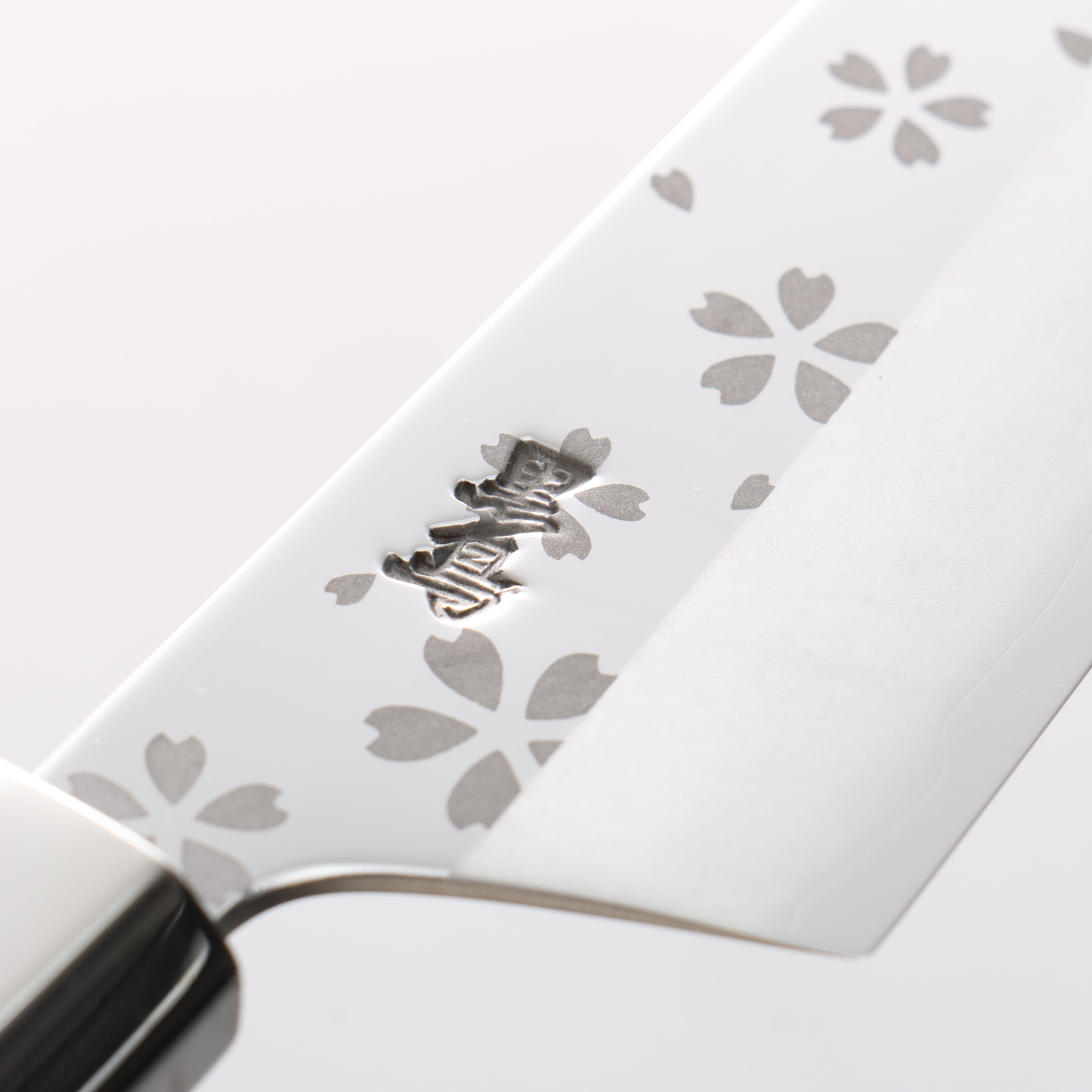 Kurotori Silver Steel No.3 Migaki Sakura Petty-Utility 150mm Walnut Handle - Seisuke Knife