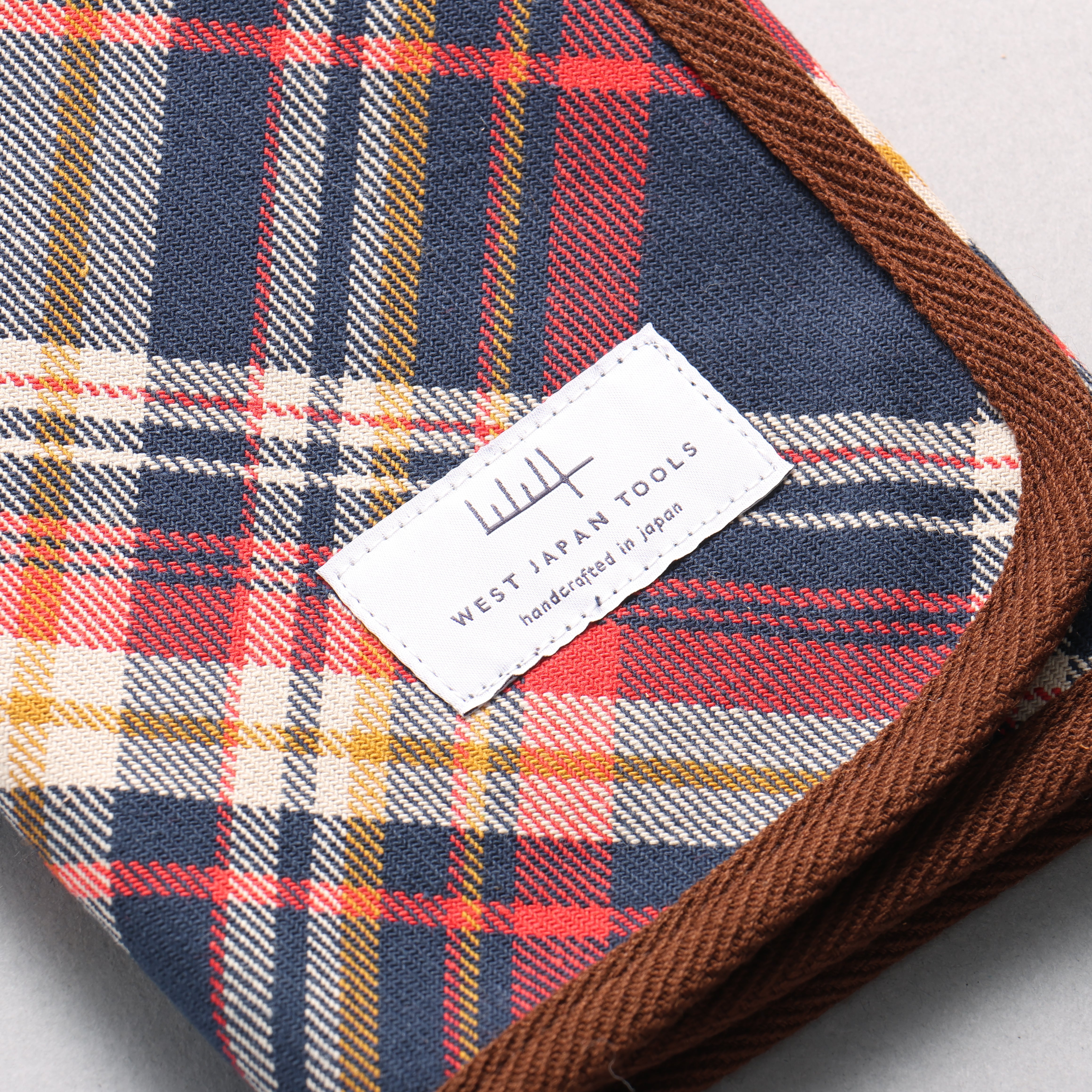 West Japan Tools Knife roll with 3 pockets Cloth Plaid 390mm x 510mm - Seisuke Knife