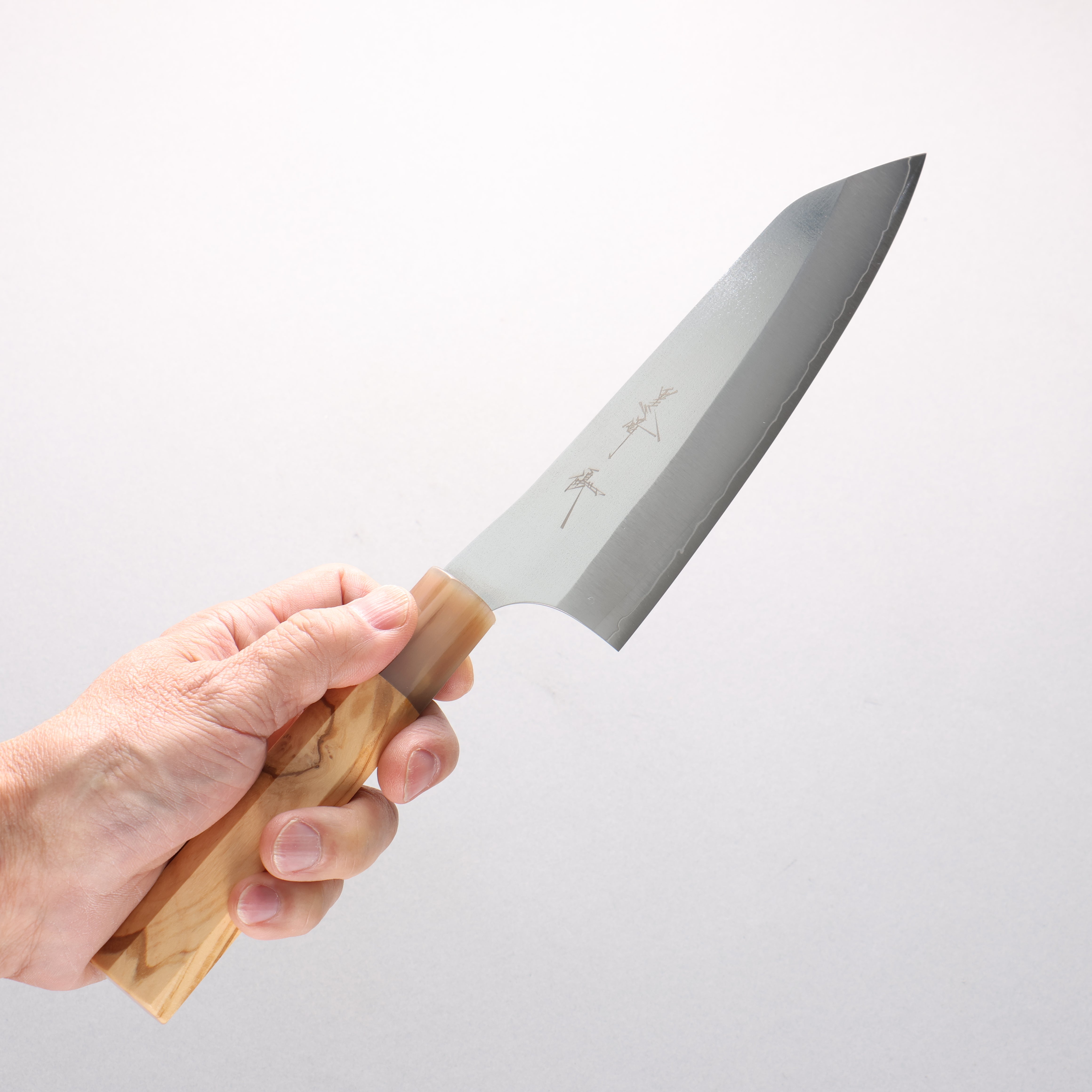 Yu Kurosaki New Gekko VG-XEOS Bunka 170mm Olive Tree (ferrule: White Water Buffalo Horn) Handle - Seisuke Knife