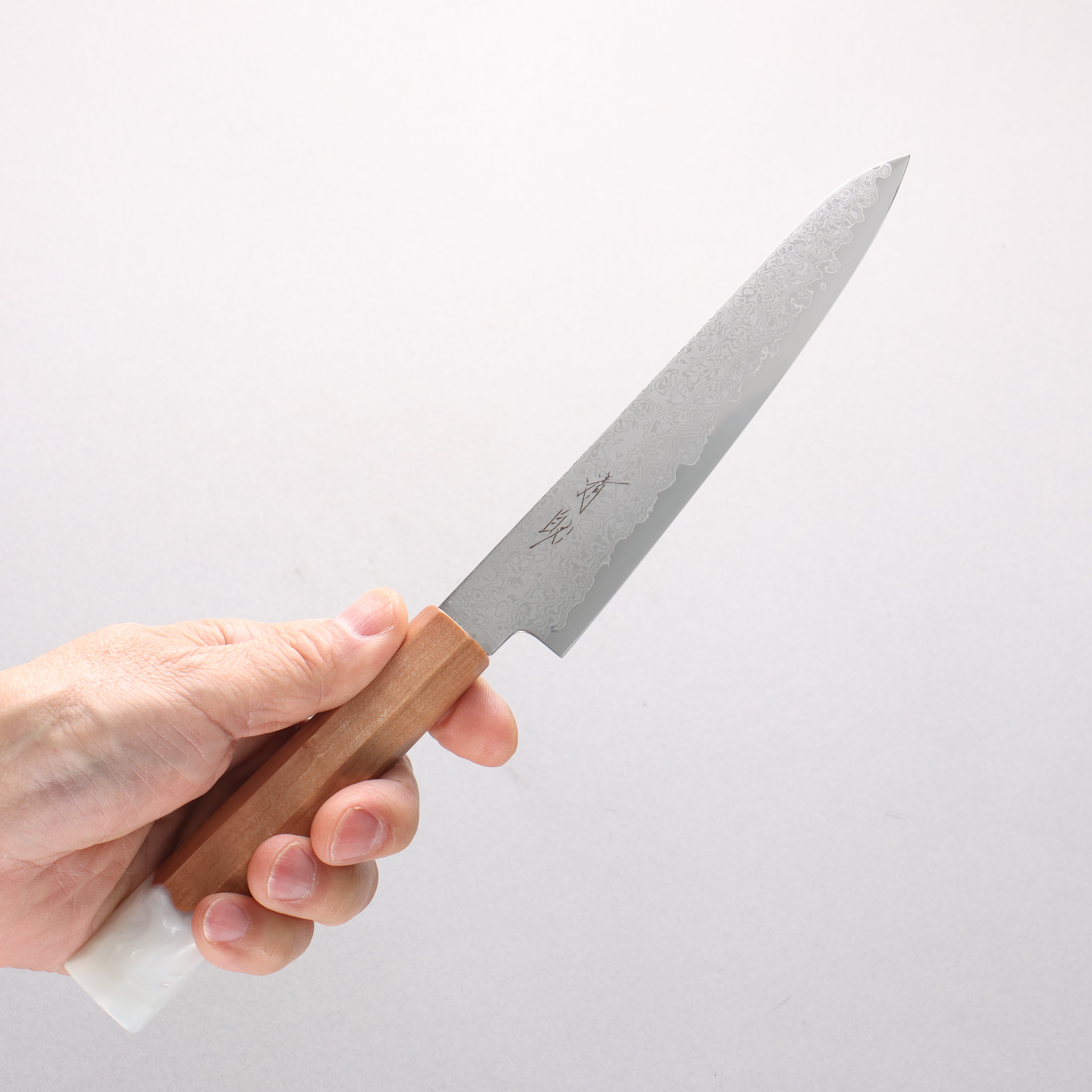Seisuke VG10 Damascus Petty-Utility 150mm Maple with White Resin Handle - Seisuke Knife