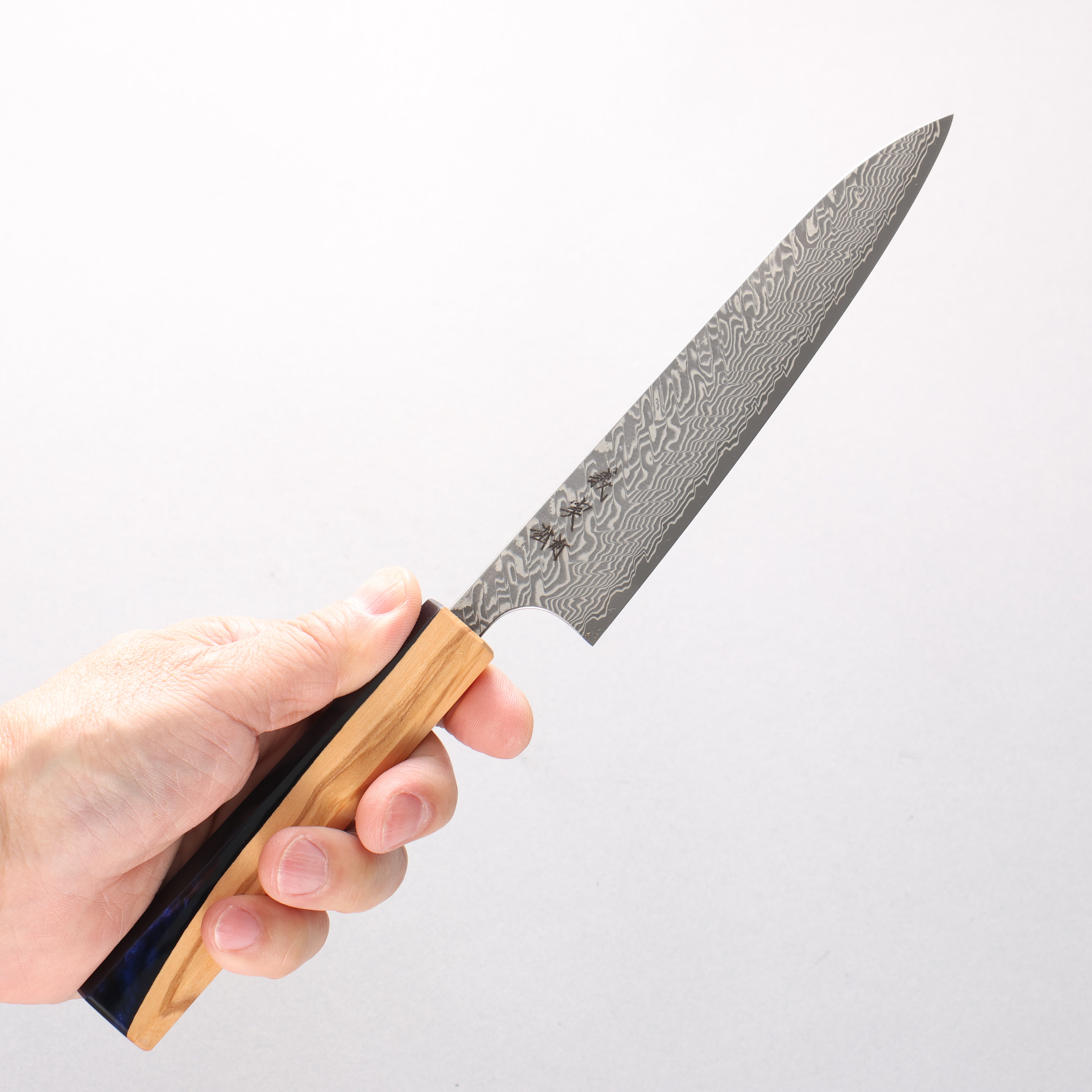 Yoshimi Kato SG2 Black Damascus Petty-Utility 150mm Olive Wood & Blue Resin Handle - Seisuke Knife