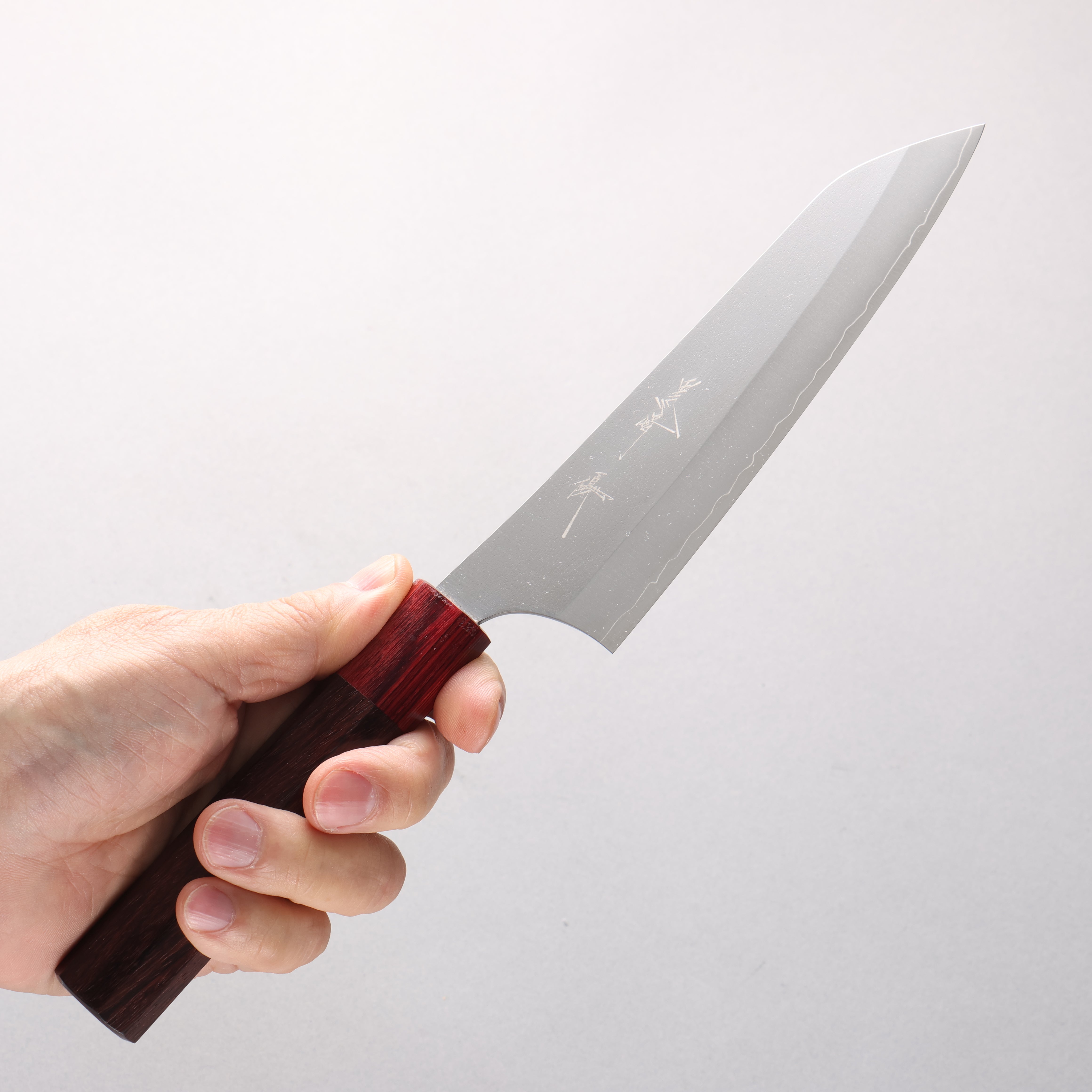 Yu Kurosaki New Gekko VG-XEOS Small Santoku 150mm Shitan & Red Pakkawood Handle - Seisuke Knife