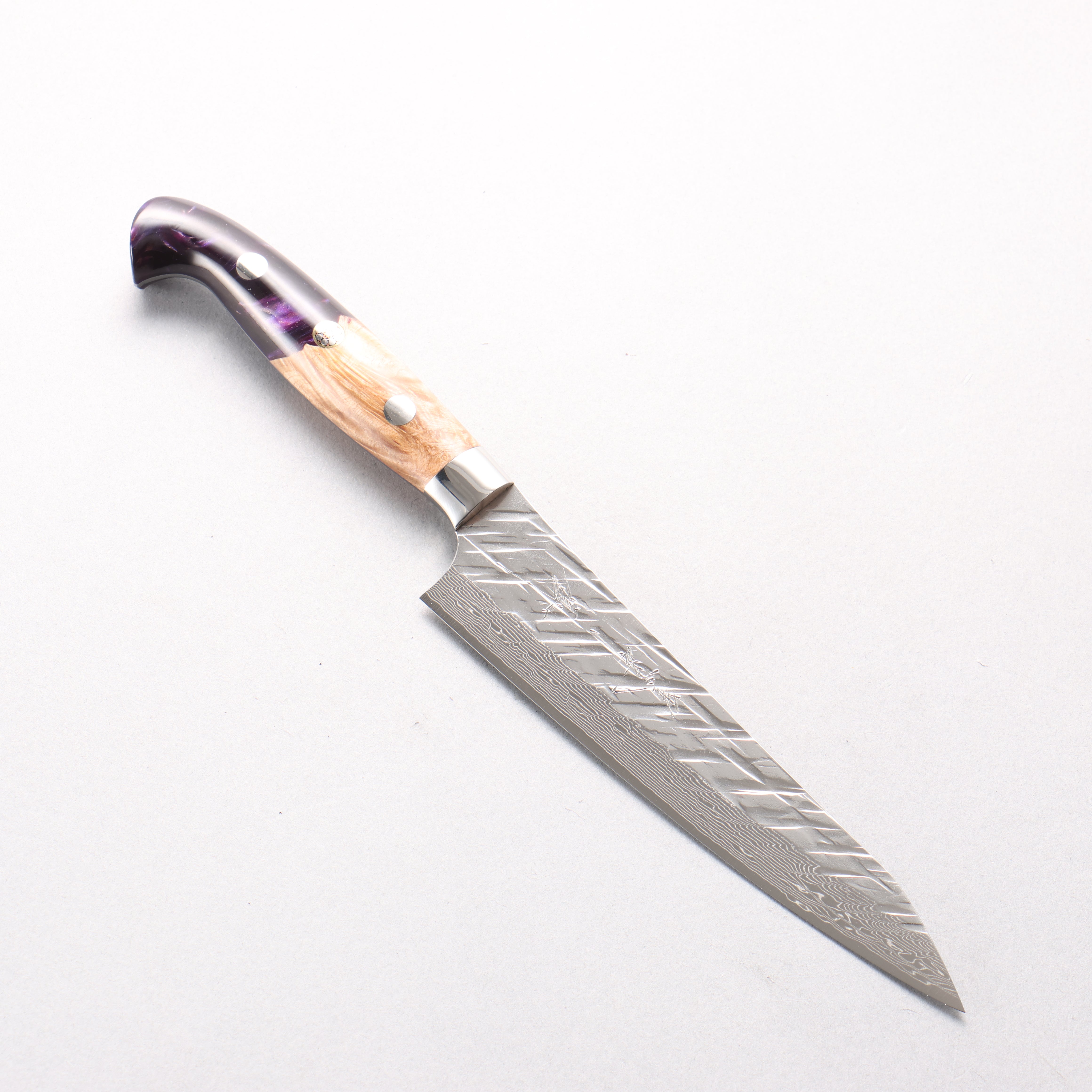 Yu Kurosaki Raijin V-Toku2 Hammered Damascus Petty-Utility 150mm Olive Tree and Purple Resin Handle