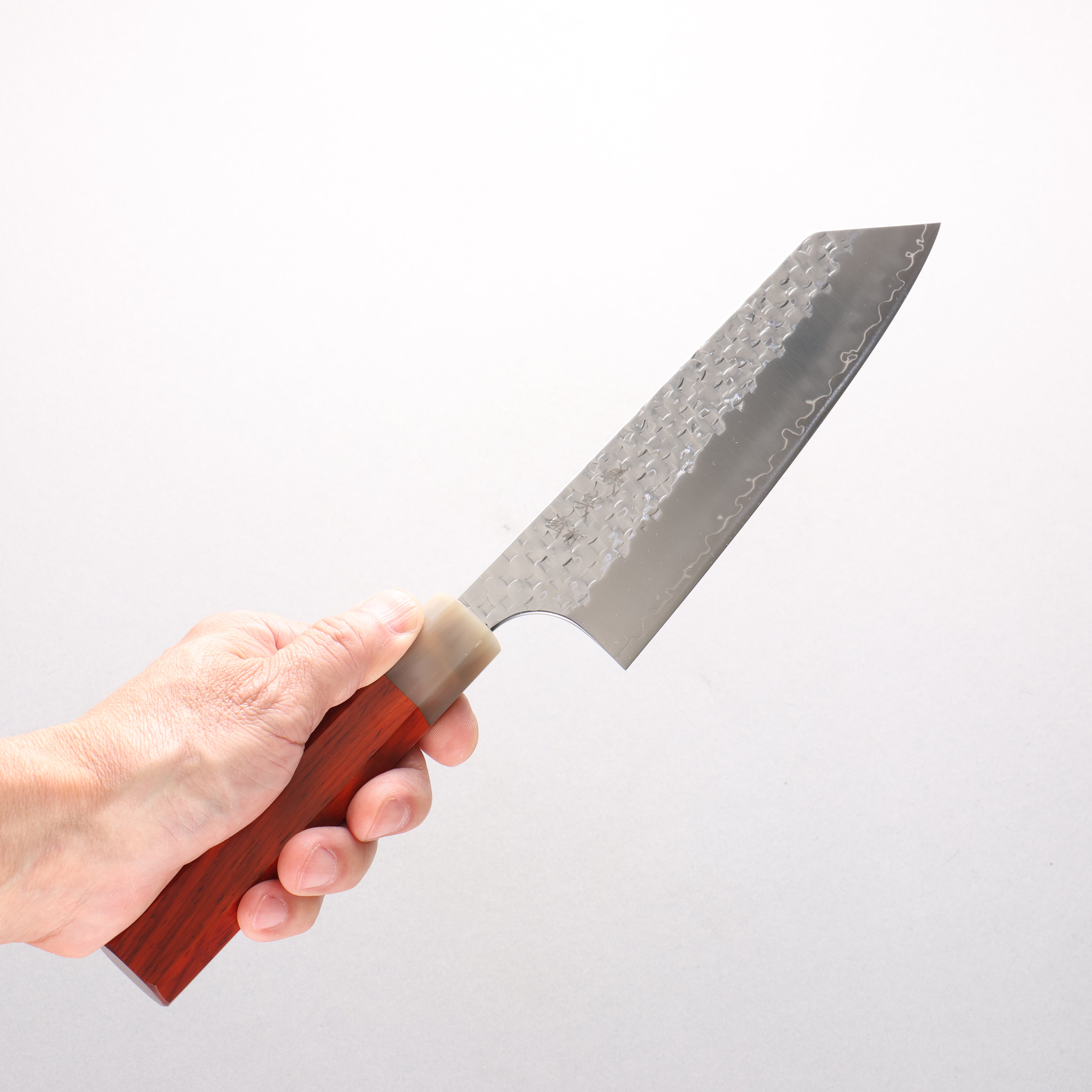 Yoshimi Kato Minamo II SPG STRIX Hammered Bunka 170mm Cocobolo (ferrule: White Water Buffalo Horn) Handle - Seisuke Knife