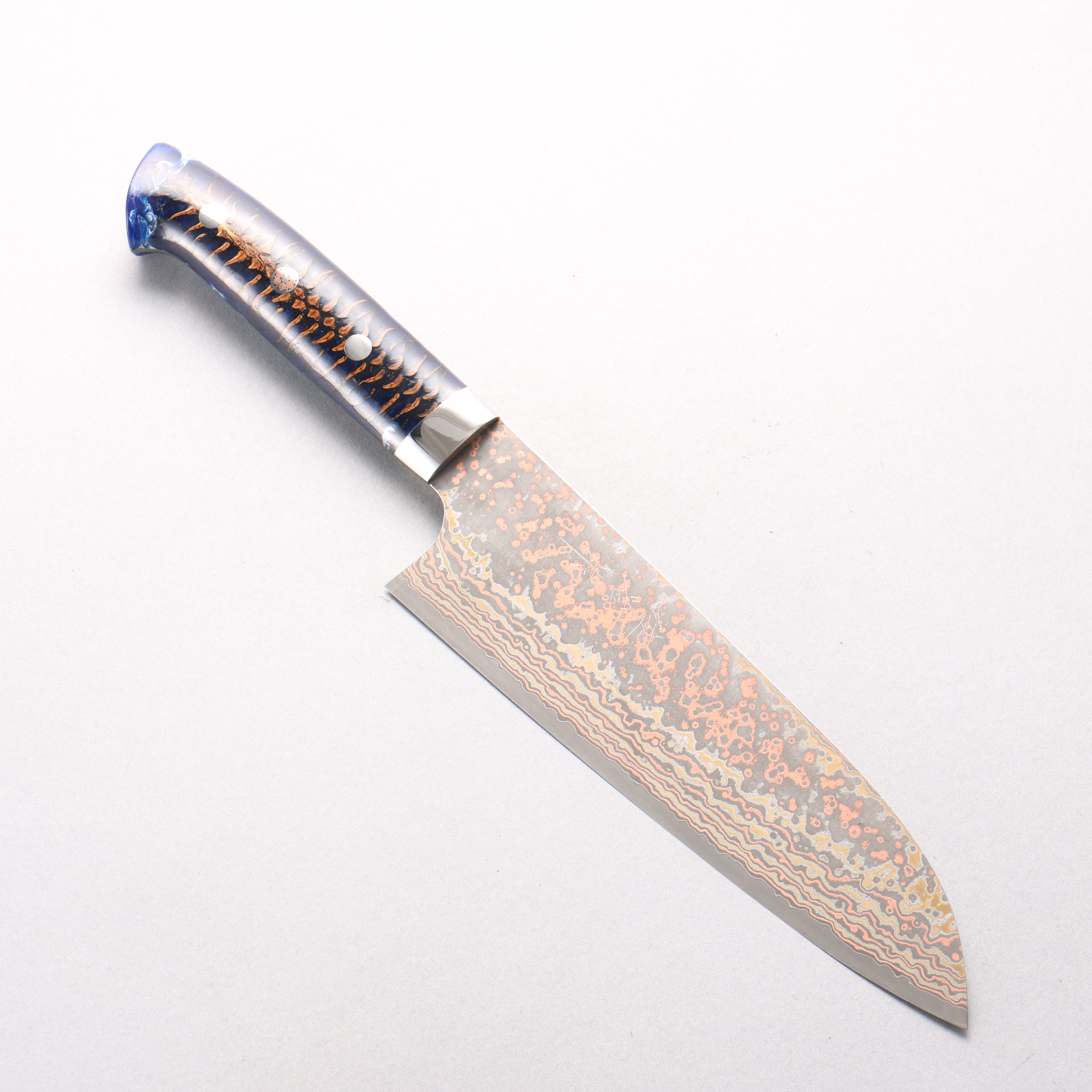 Takeshi Saji VG10w Colored Damascus Nashiji Santoku 180mm Pine Cone and Blue Acrylic Handle - Seisuke Knife