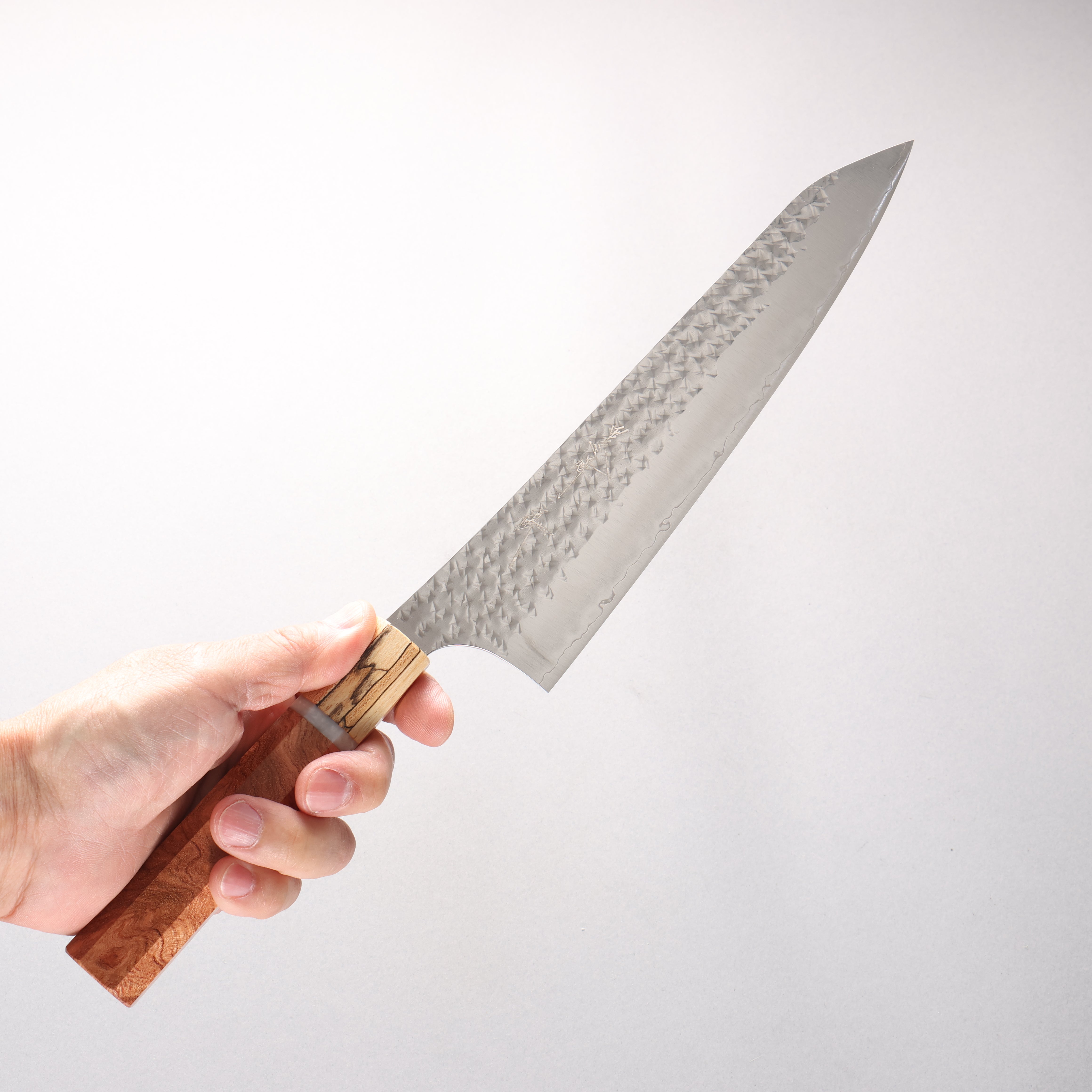Yu Kurosaki Senko Ei SG2 Hammered Gyuto 210mm Chinese Quince (Ferrule: Maple) Handle