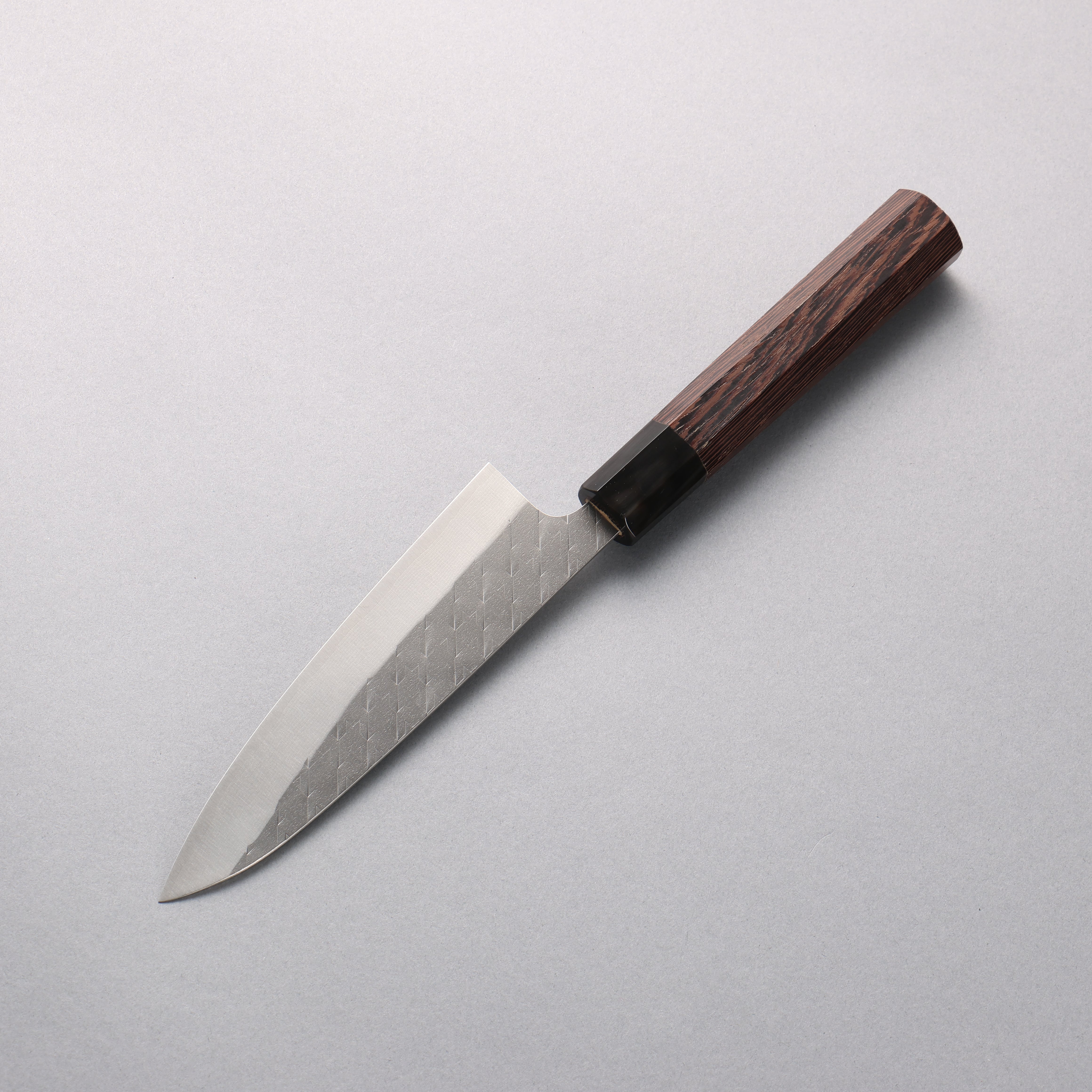 Shungo Ogata SPG STRIX Hammered Damascus Petty-Utility 135mm Wenge (ferrule: Black Buffalo Horn) Handle