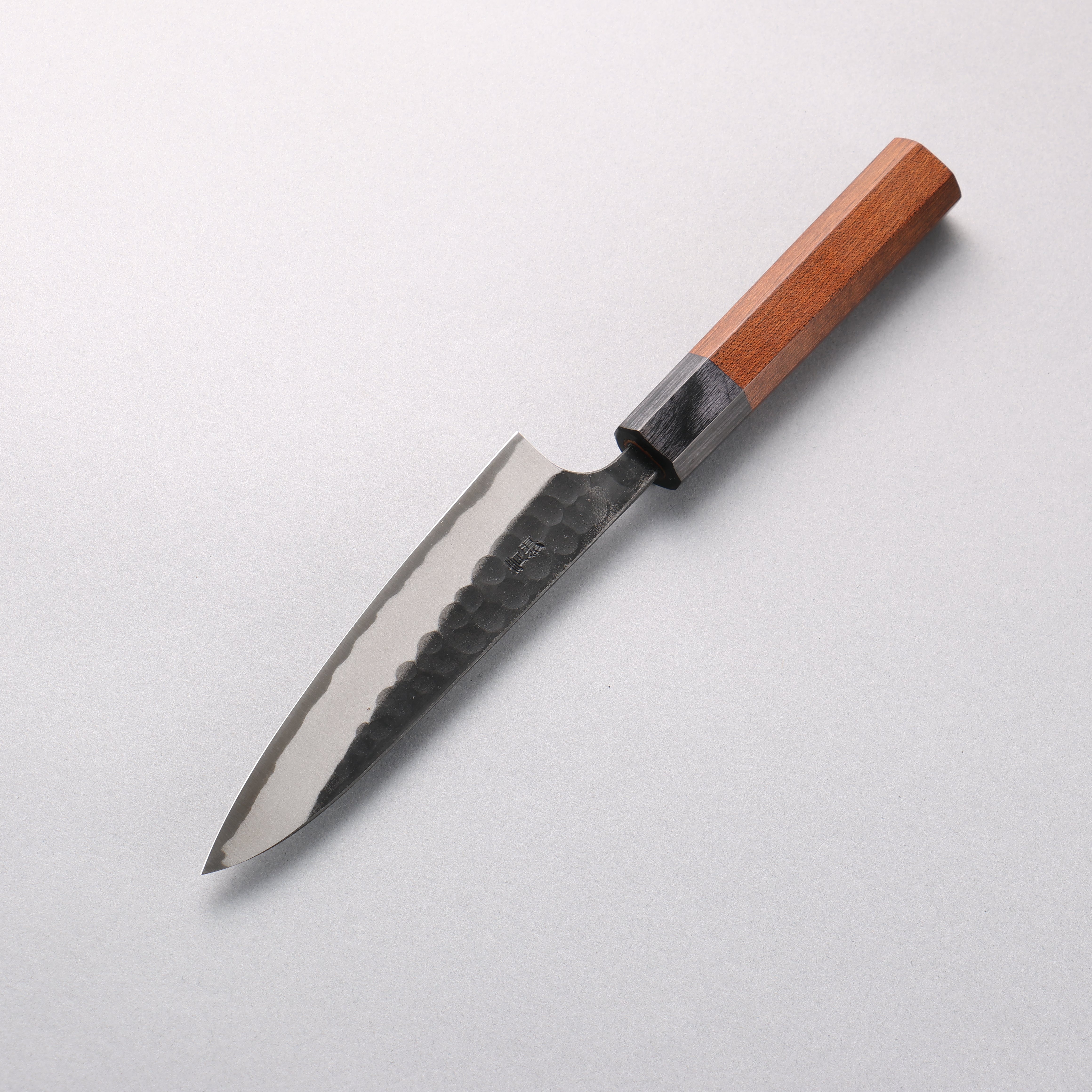 Nao Yamamoto Blue Super Kurouchi Hammered(Maru) Petty-Utility 135mm Maple Stabilized Handle