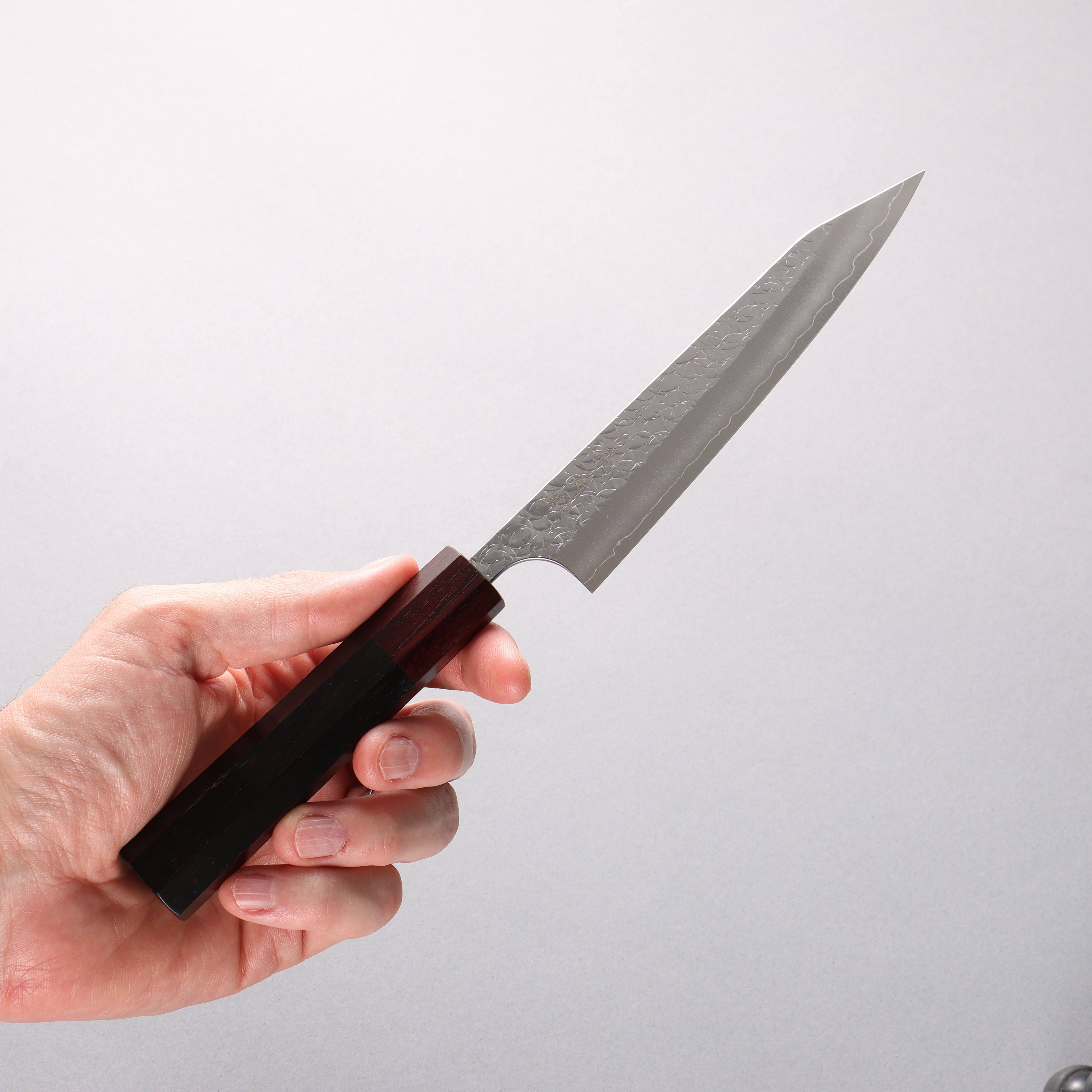 Yoshimi Kato Minamo SG2 Hammered Kiritsuke Petty-Utility 150mm Ebony (ferrule: Sandalwood) Handle