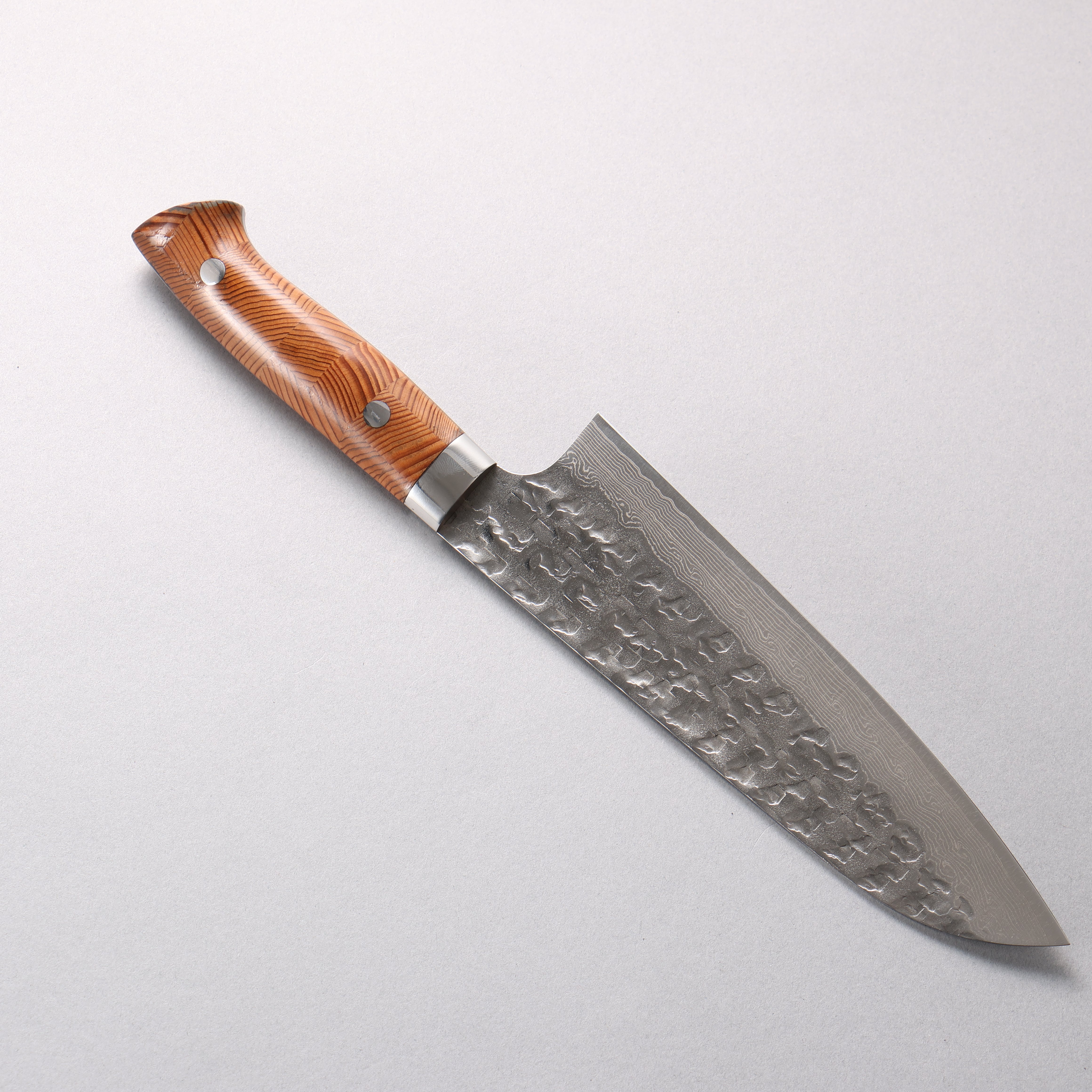 Takeshi Saji VG10 Hammered Damascus Cross Santoku 180mm Kumiko (Wood Mosaic) Handle