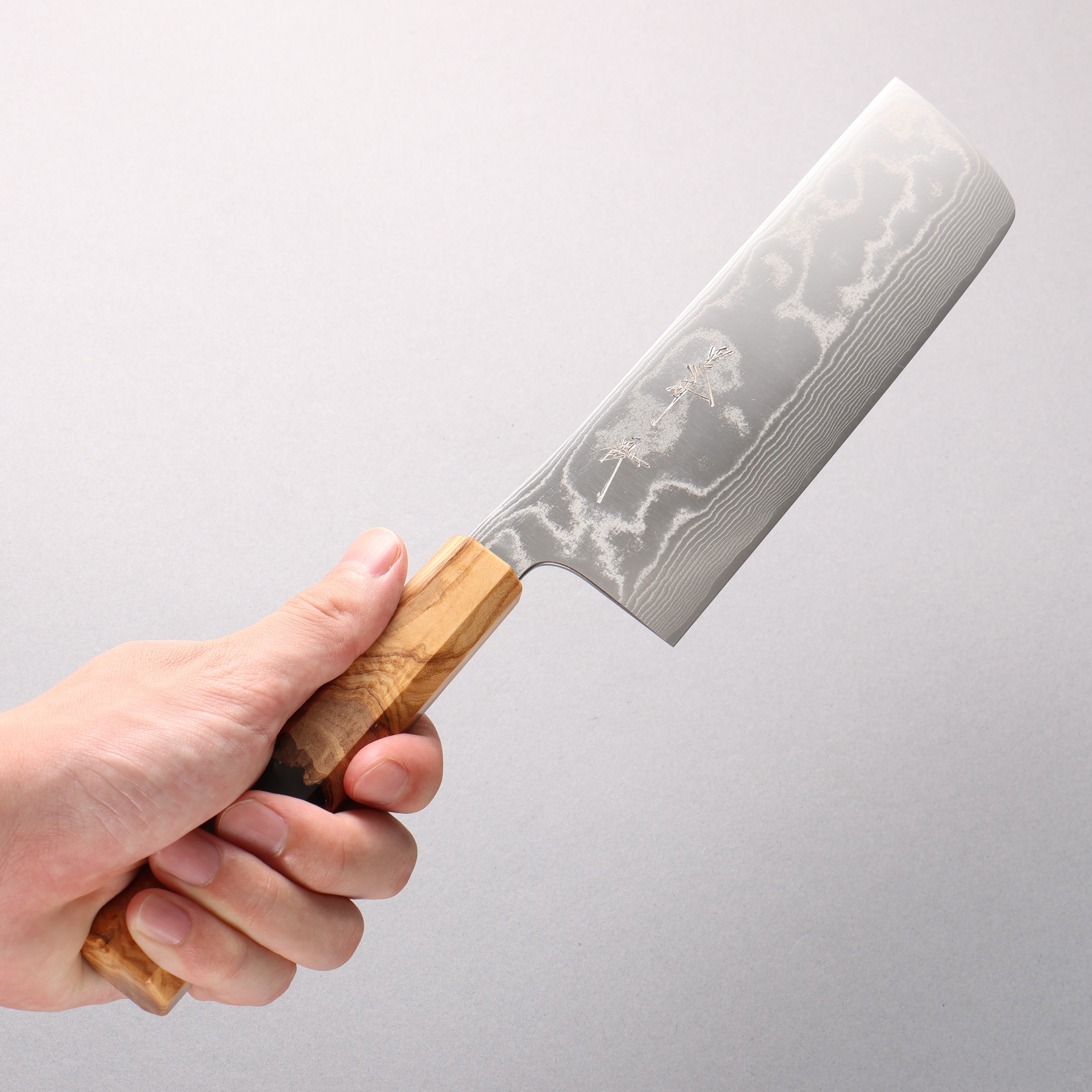 Yu Kurosaki Suiun SG2 Damascus Nakiri 165mm Olive Tree and Clear Resin Handle