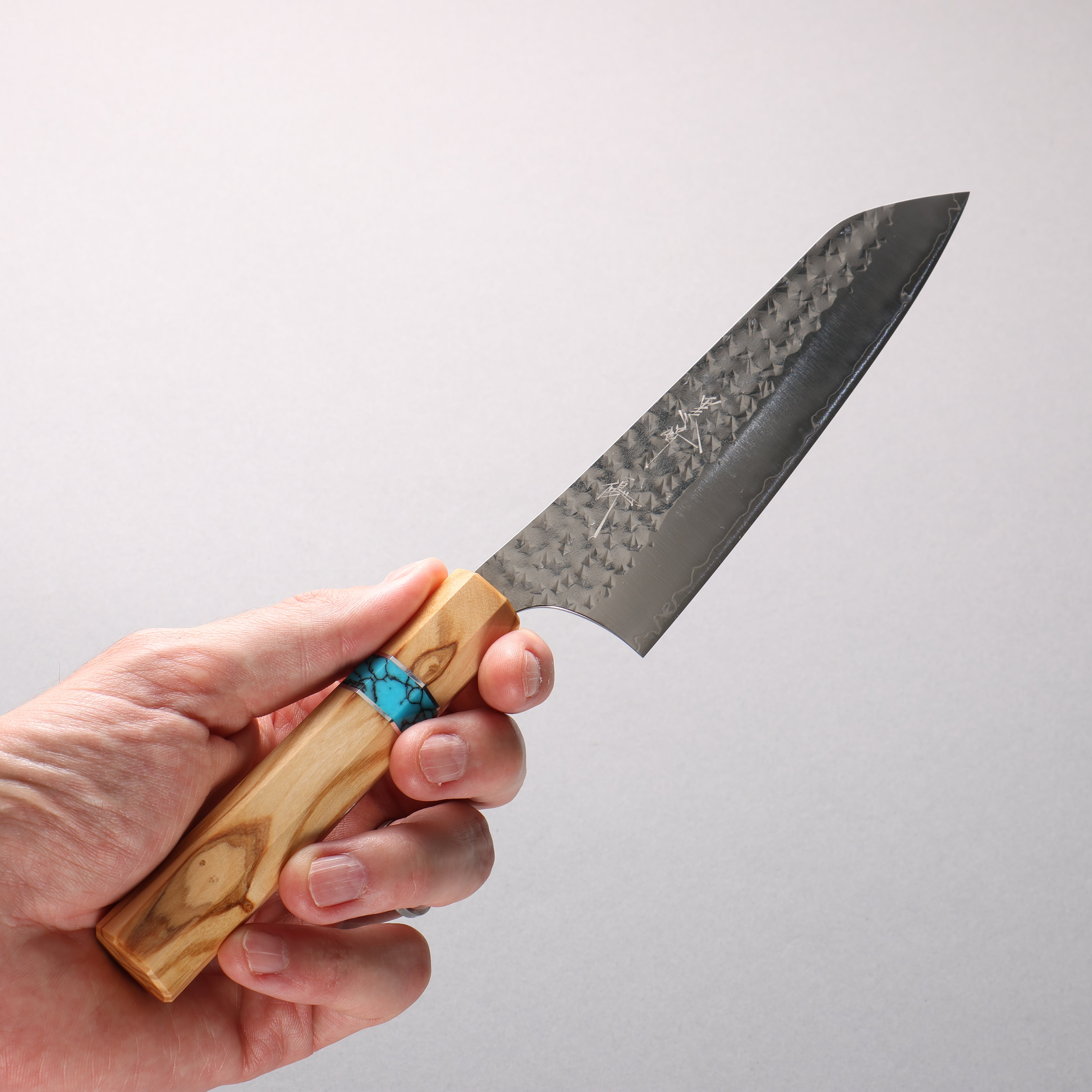 Yu Kurosaki Senko Ei SG2 Hammered Small Bunka 150mm Olive Tree (Turquoise Ring) Handle