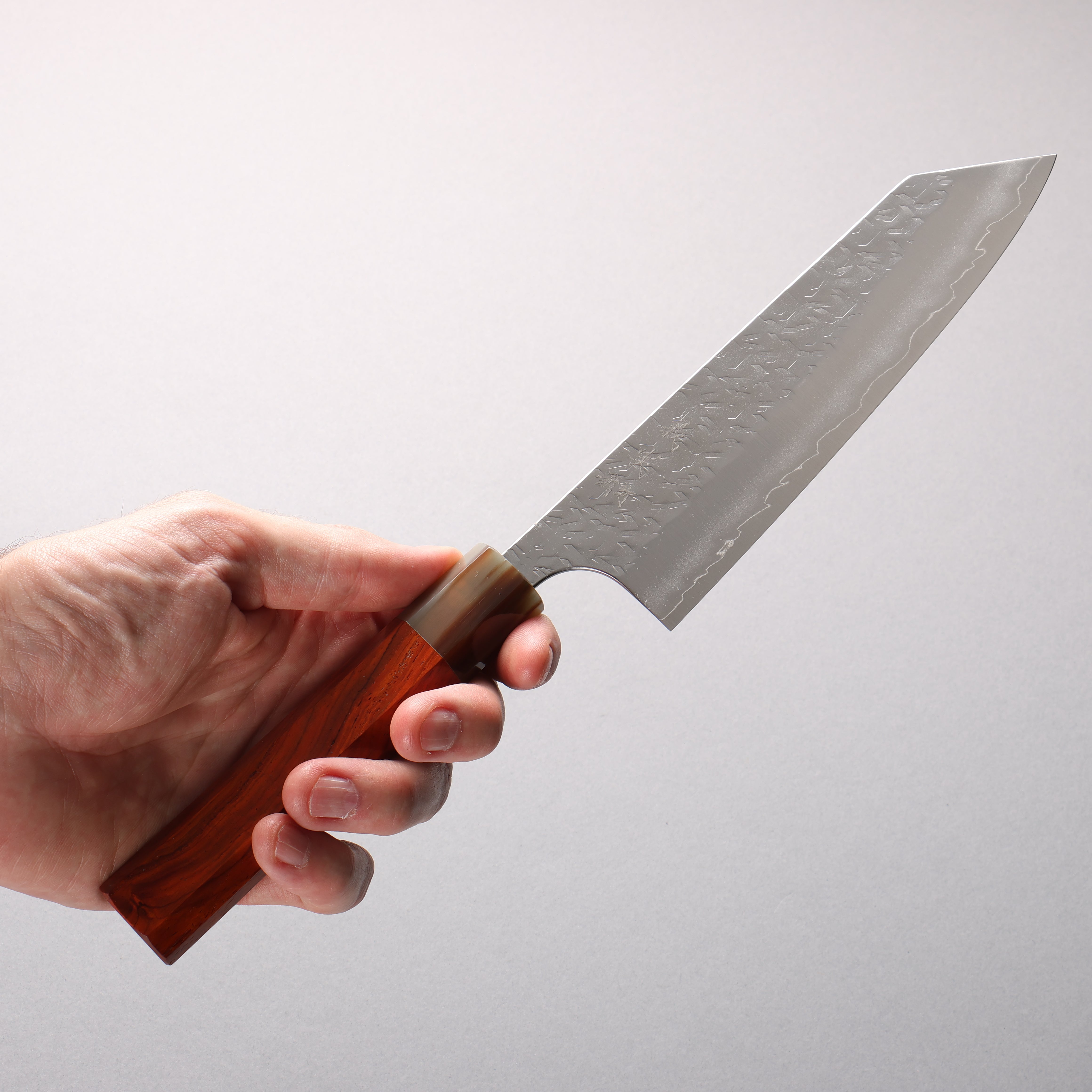 Yoshimi Kato Hyo SG2 Hammered Bunka 170mm Cocobolo (ferrule: White Water Buffalo Horn) Handle