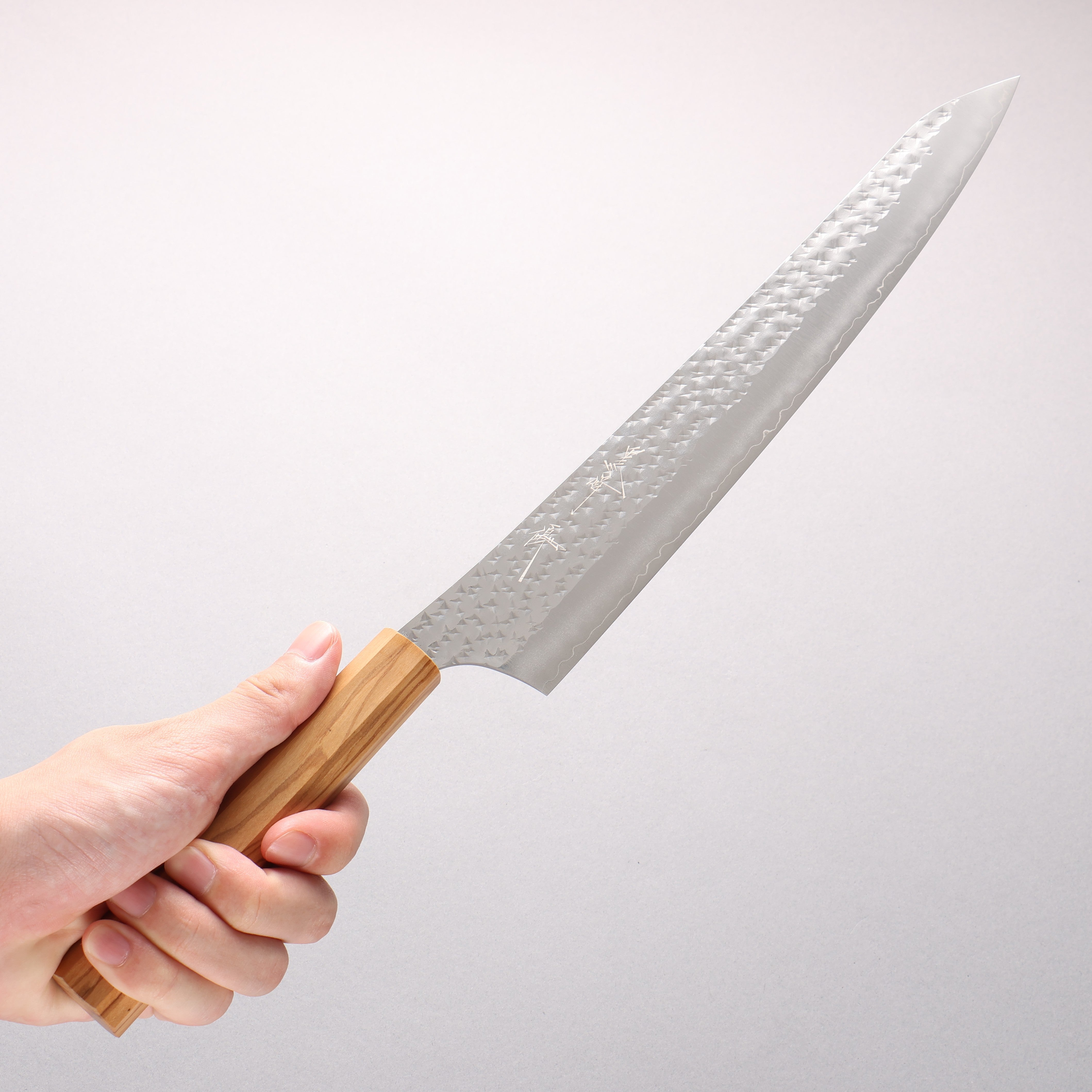 Yu Kurosaki Senko Ei SG2 Hammered Sujihiki 270mm Olive Wood Handle - Seisuke Knife