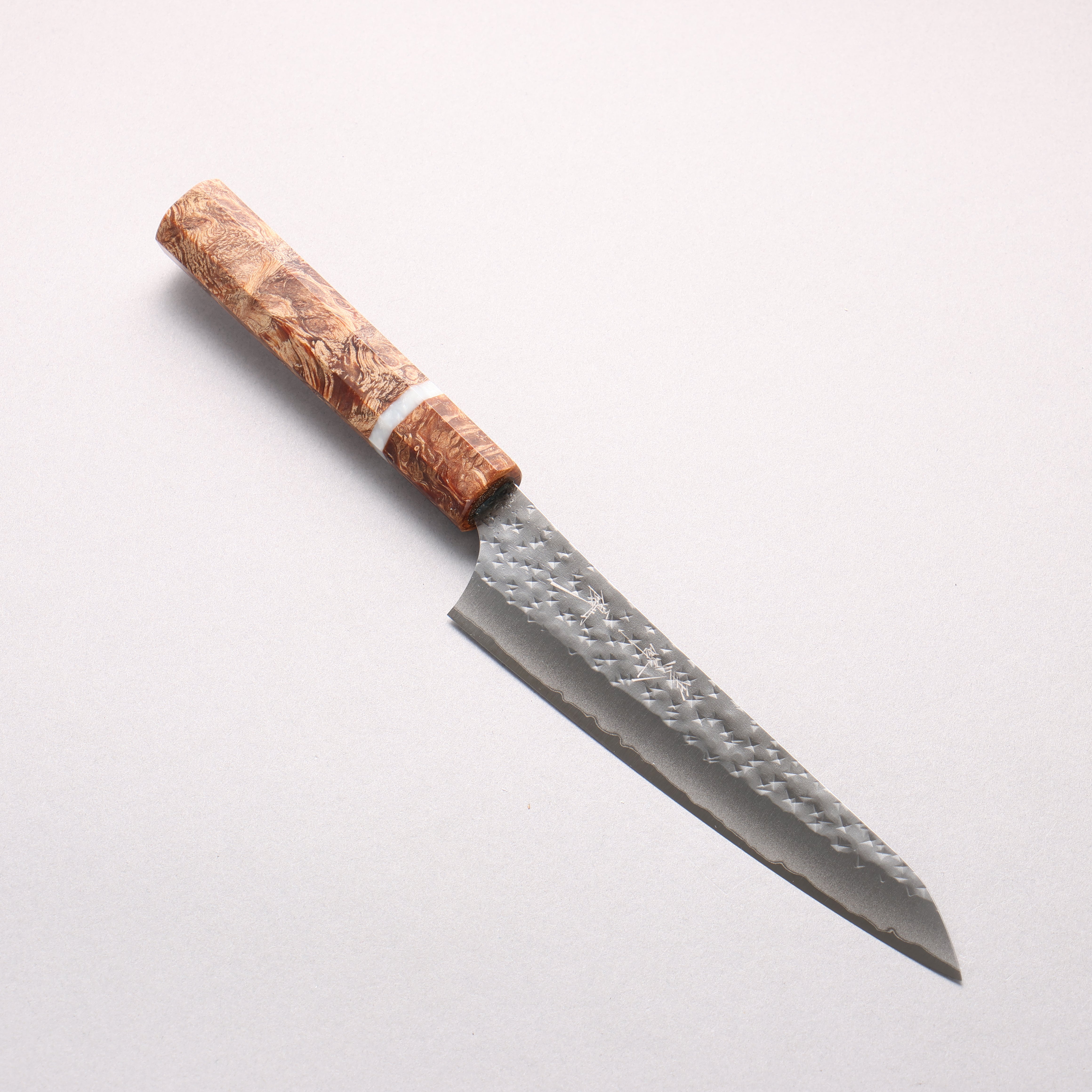 Yu Kurosaki Kokusen Blue Super Hammered Petty-Utility 150mm Brown Stabilized Wood (White Ring) Handle