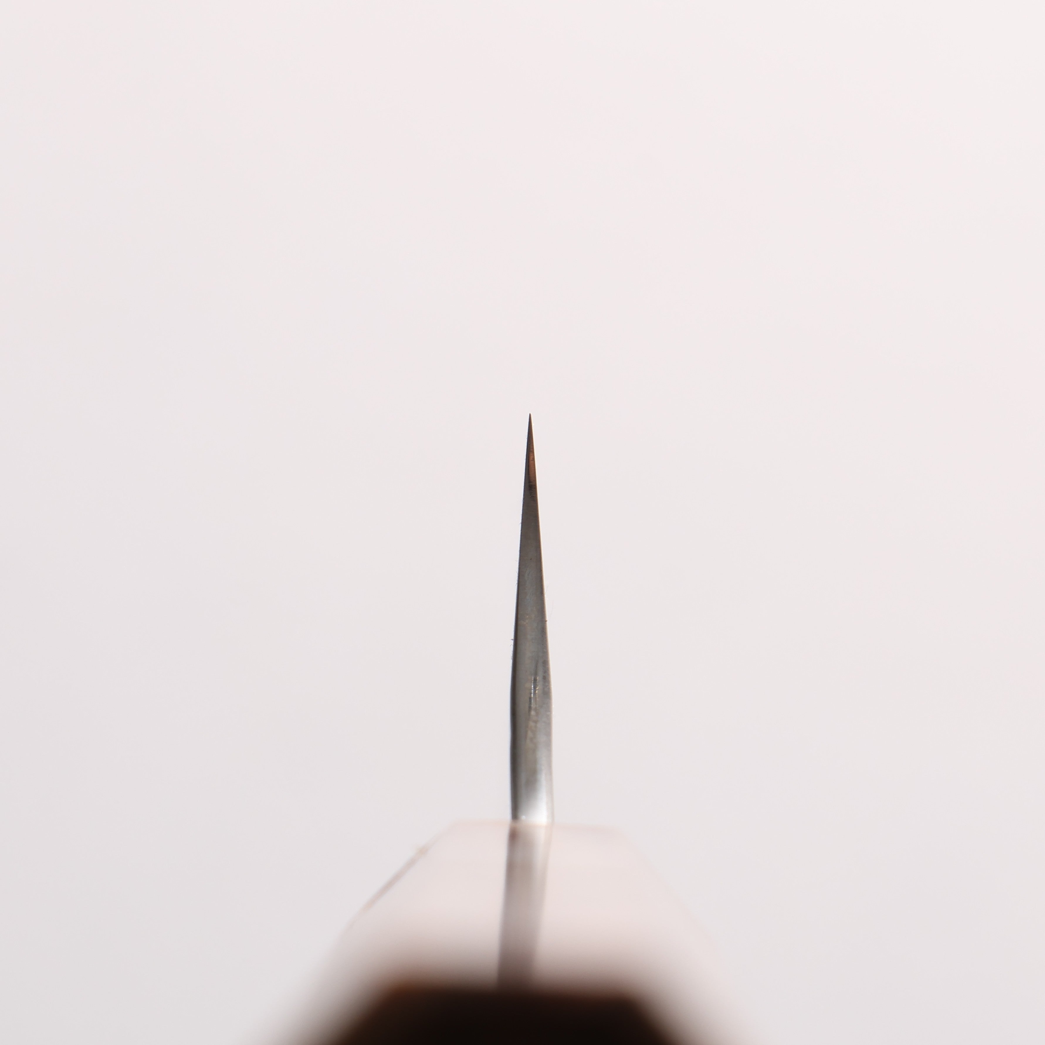 Yu Kurosaki Kokusen Blue Super Hammered Petty-Utility 150mm Brown Stabilized Wood (White Ring) Handle