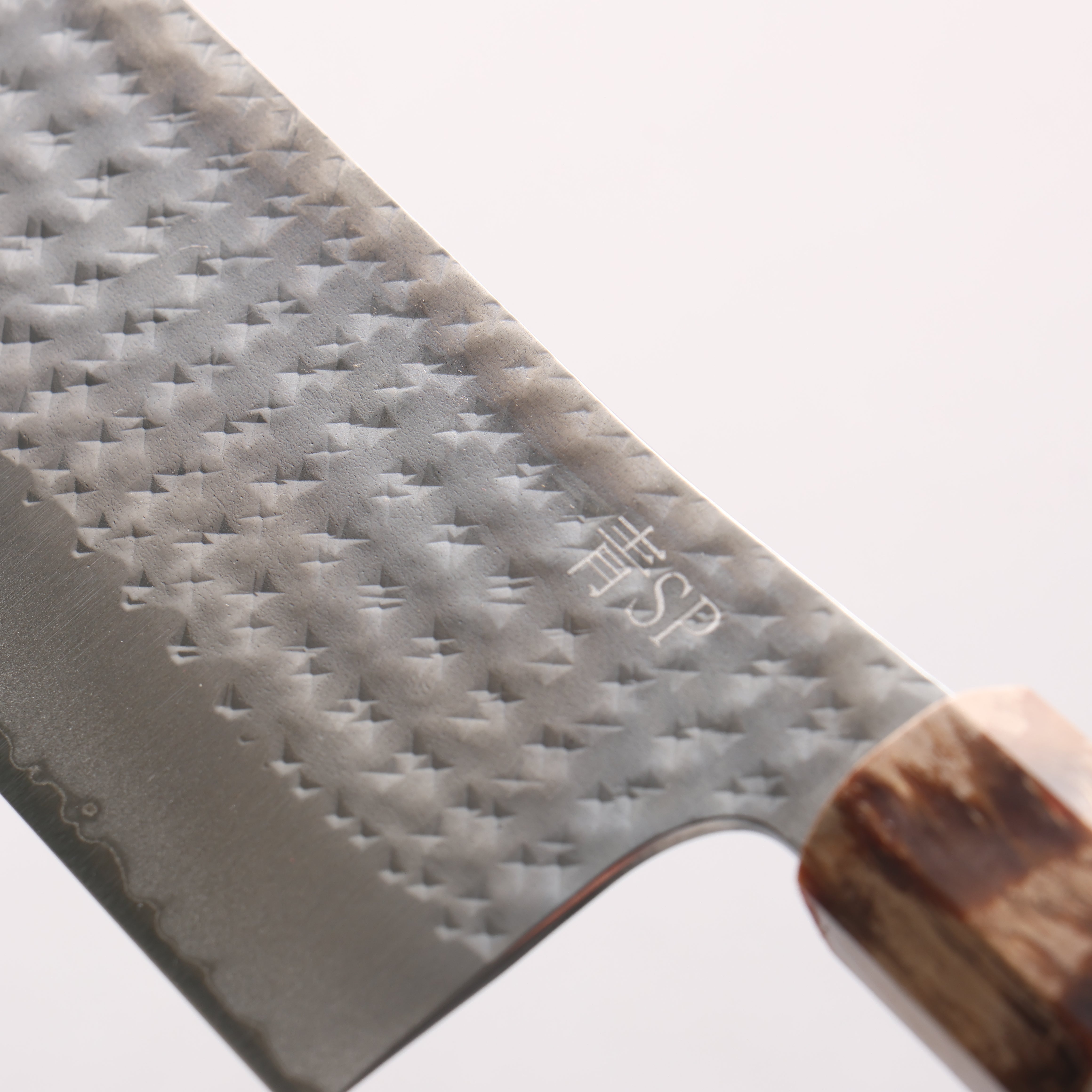 Yu Kurosaki Kokusen Blue Super Hammered Nakiri 165mm Brown Stabilized Wood (White Ring) Handle