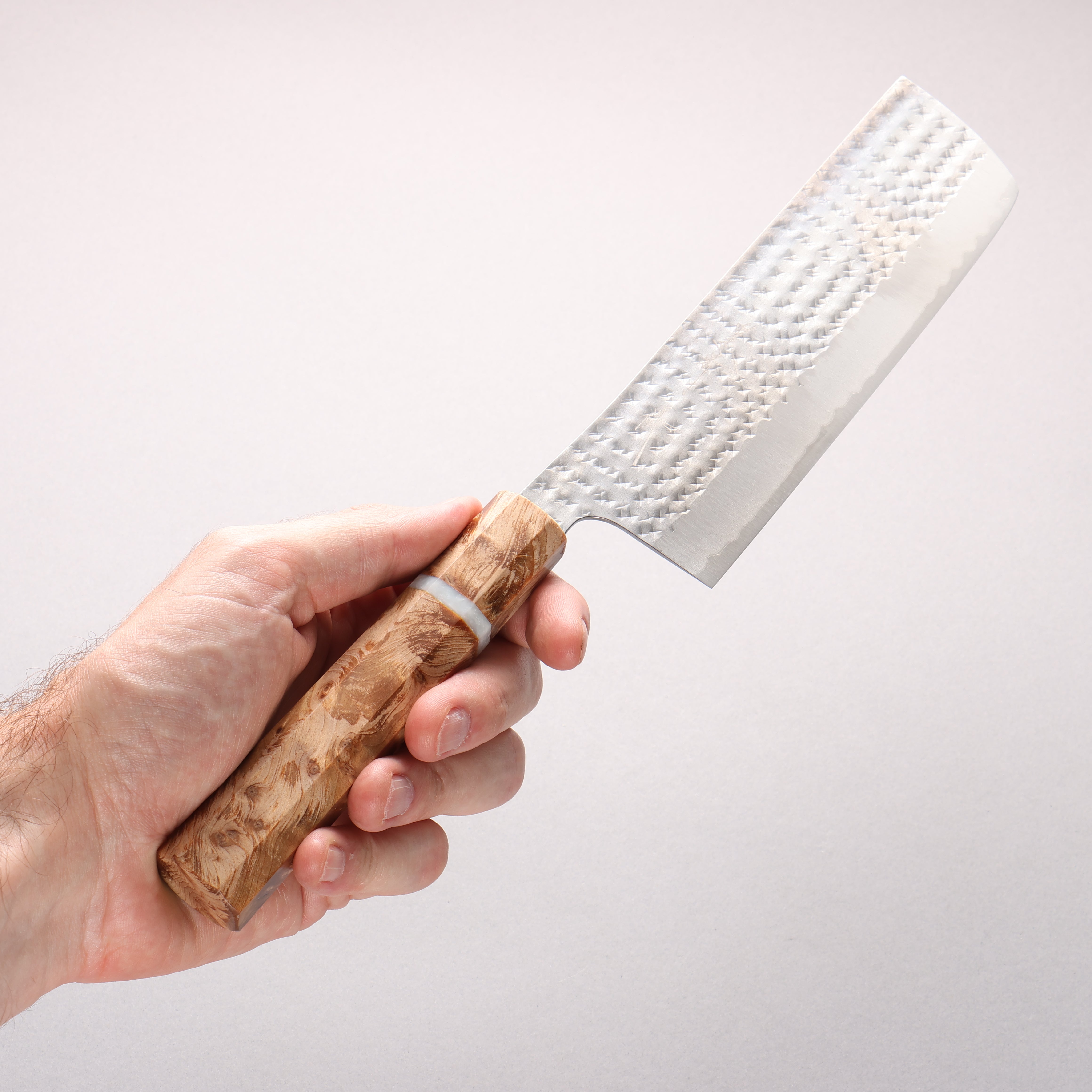 Yu Kurosaki Kokusen Blue Super Hammered Nakiri 165mm Brown Stabilized Wood (White Ring) Handle