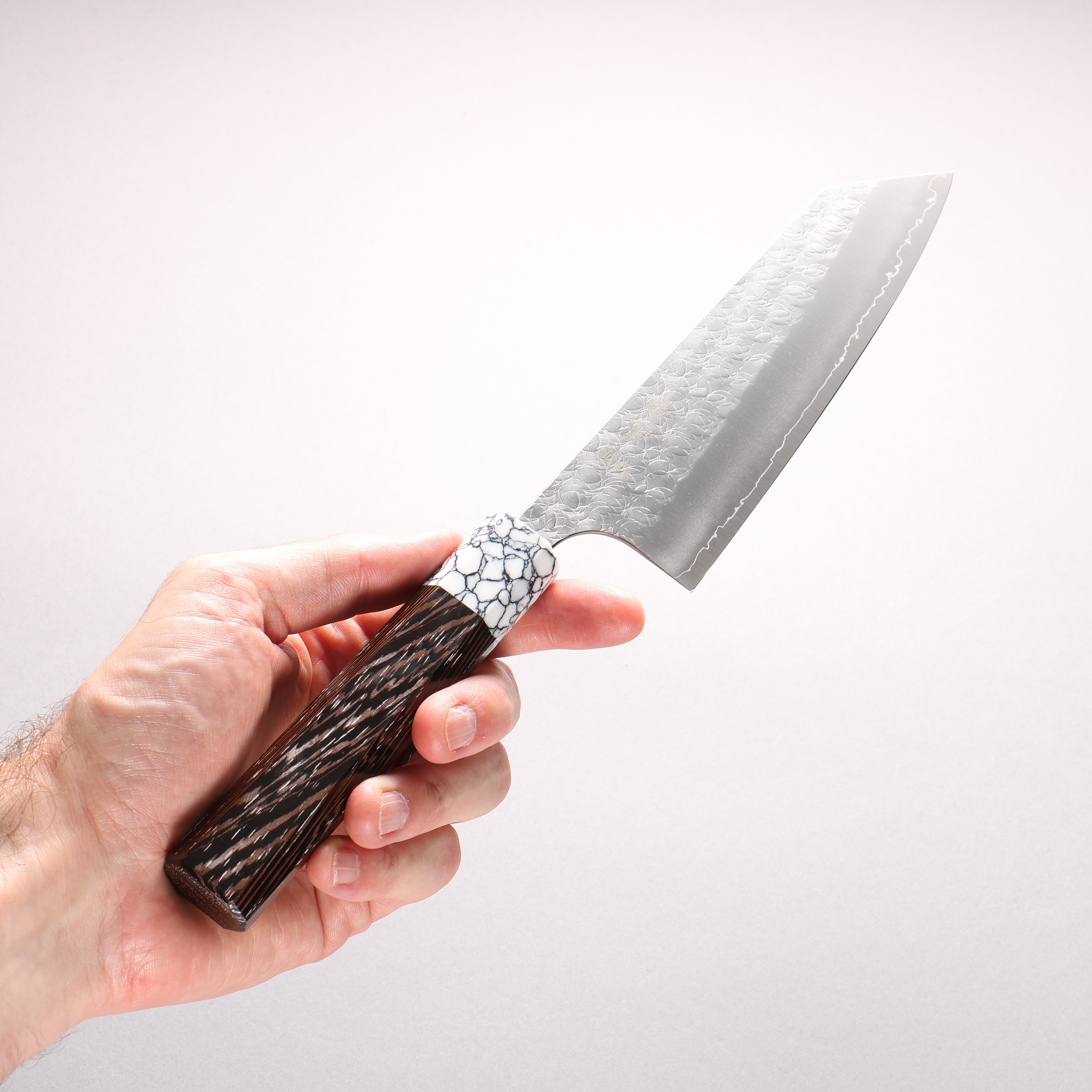 Yoshimi Kato Minamo SG2 Hammered Bunka 170mm Wenge (ferrule: White Turquoise) Handle