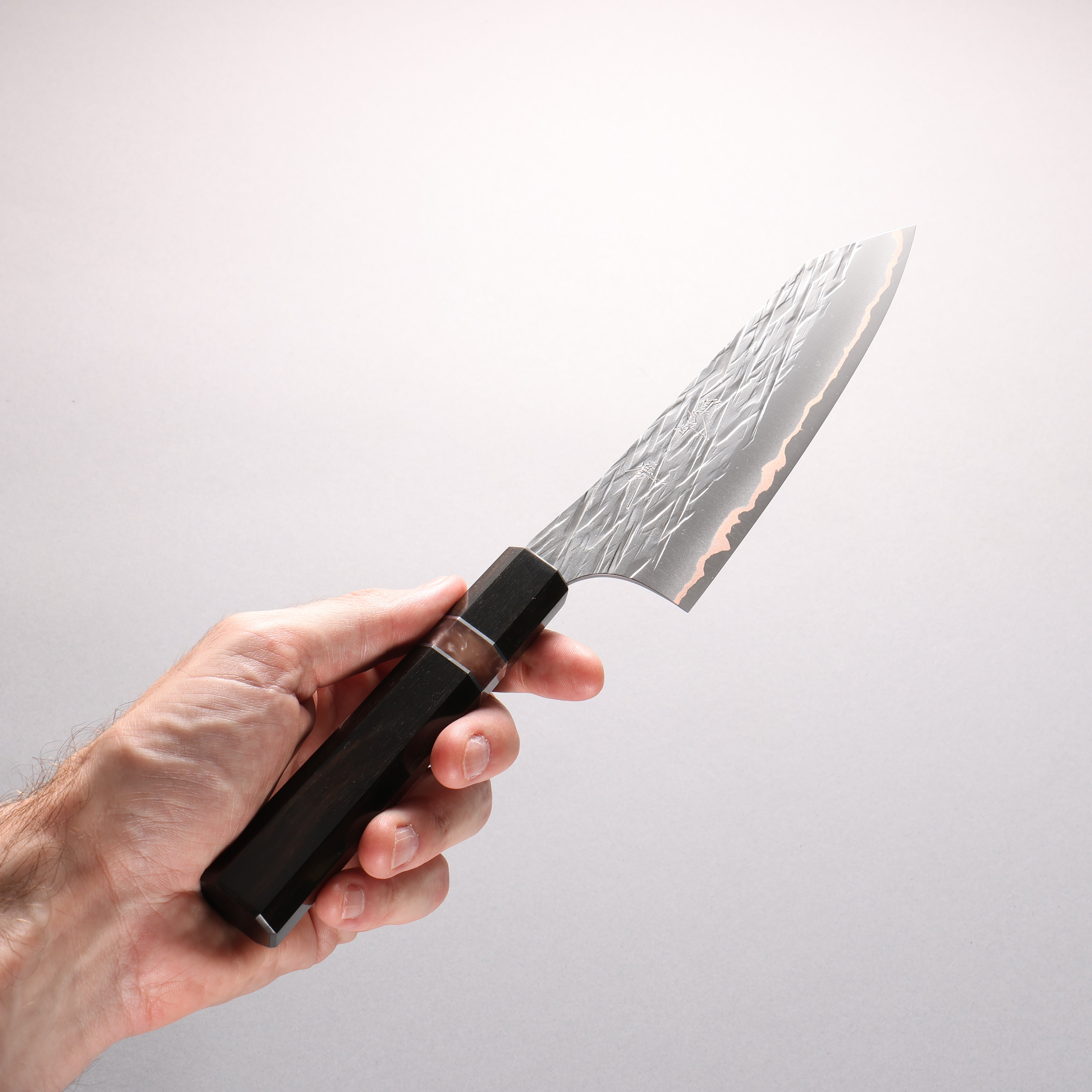 Yu Kurosaki Raijin VG10w Hammered Copper Layered Bunka 170mm Ebony Wood (with Pink Gold Colored Resin and Silver Ring) Handle