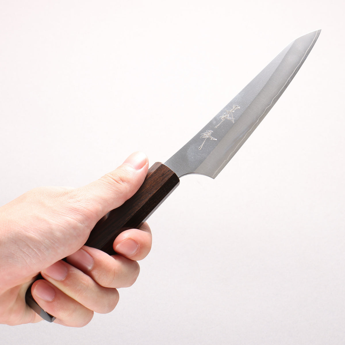 Yu Kurosaki Gekko VG-XEOS Petty-Utility 130mm Ebony Wood (ferrule: White Water Buffalo Horn) Handle - Seisuke Knife