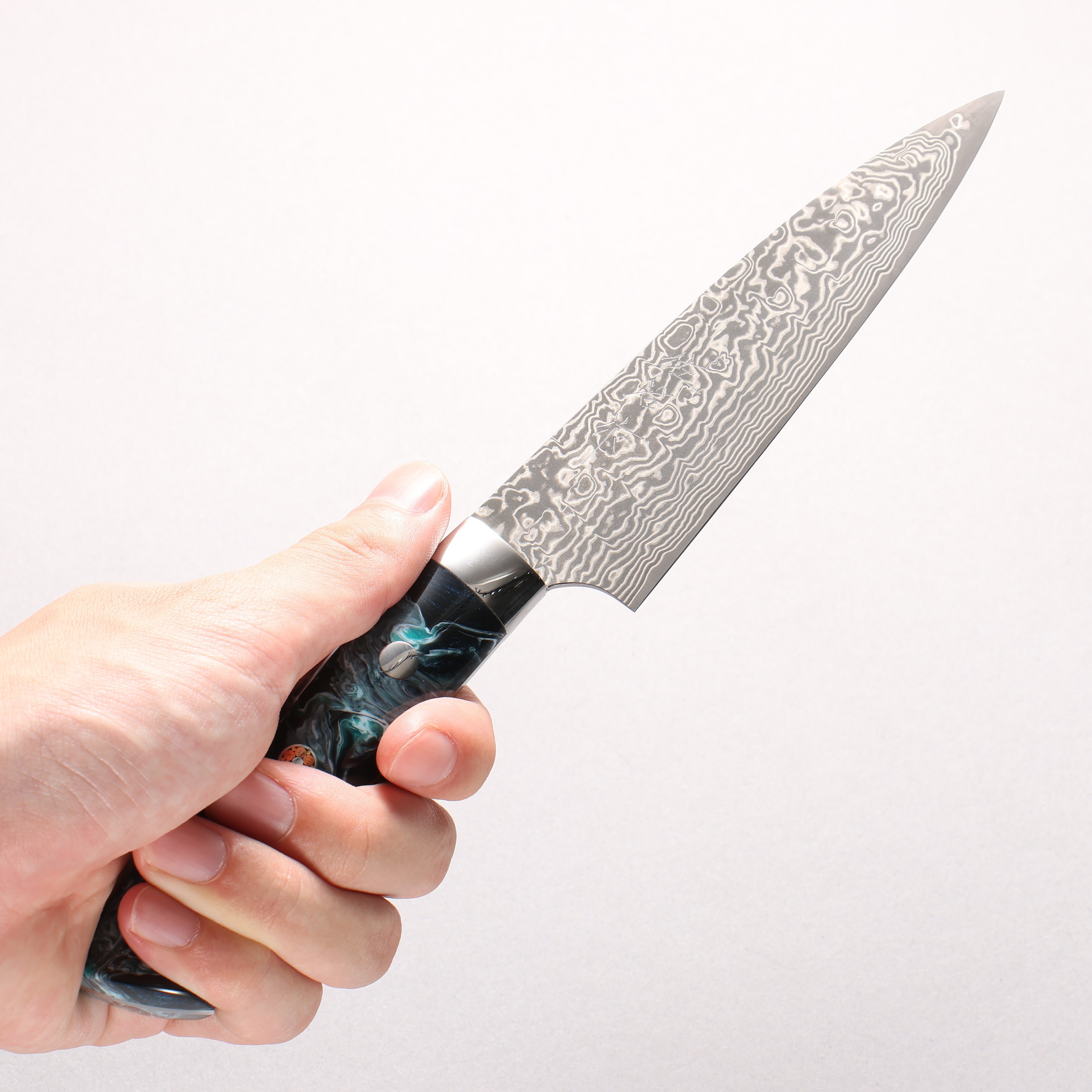 Takeshi Saji SG2 Black Damascus Petty-Utility 130mm White Blue Black Acrylic Handle