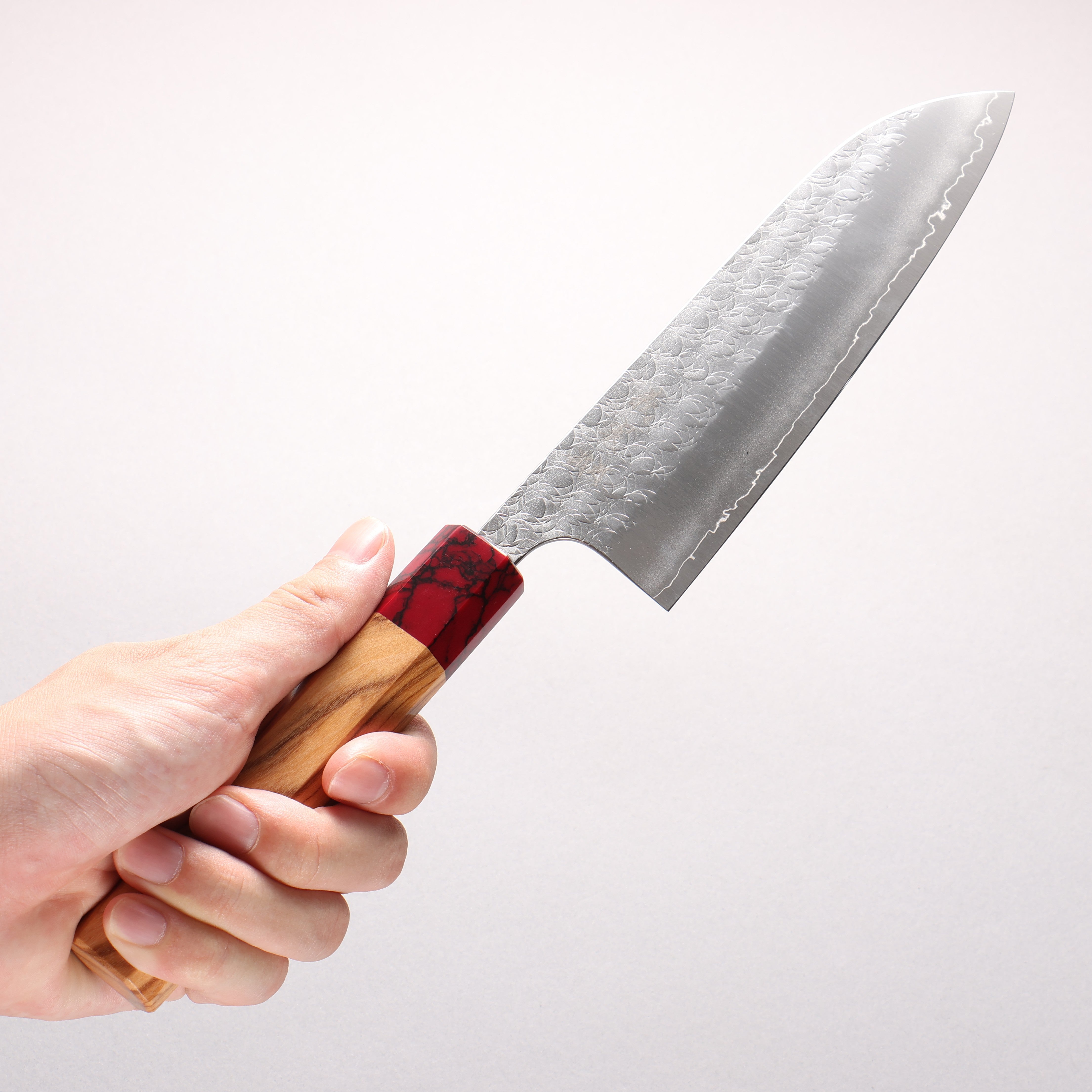 Yoshimi Kato Minamo SG2 Hammered Santoku 170mm Olive Tree (ferrule: Red Turquoise) Handle - Seisuke Knife