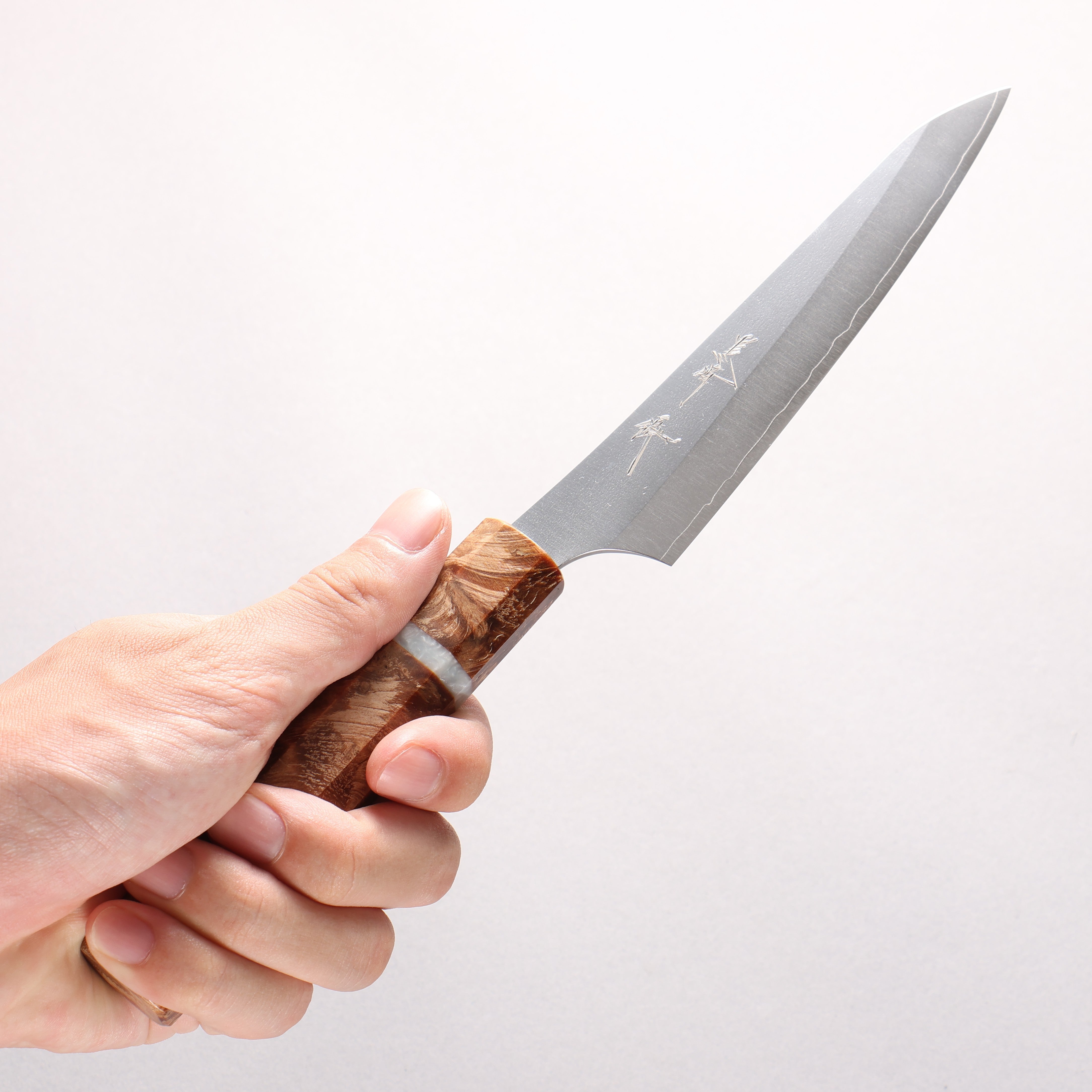 Yu Kurosaki Gekko VG-XEOS Petty-Utility 130mm Brown Stabilized Wood (White Ring) Handle