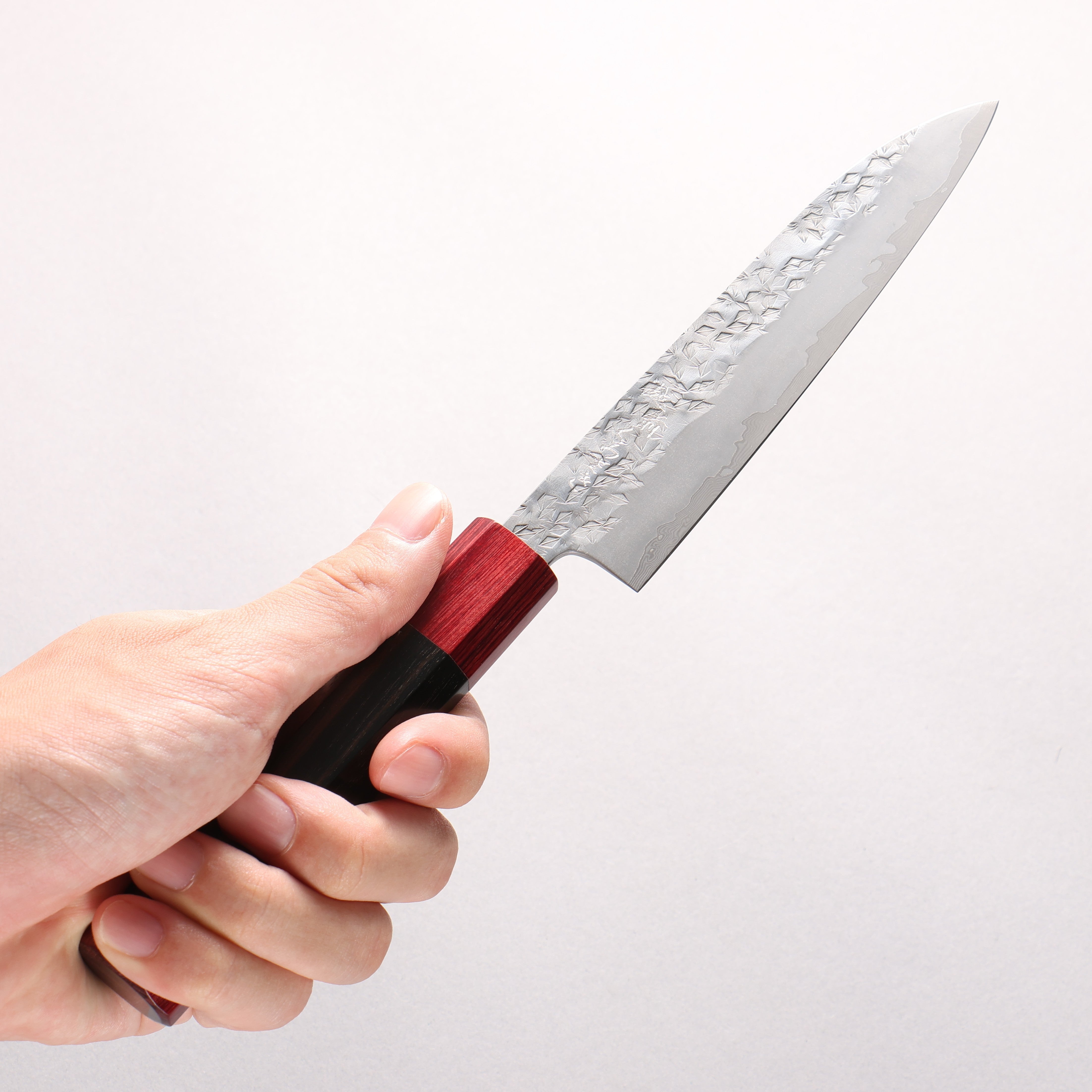 Makoto Kurosaki Kaen Coreless Hammered Damascus Petty-Utility 135mm Ebony Wood(With Double Red Pakka wood) Handle