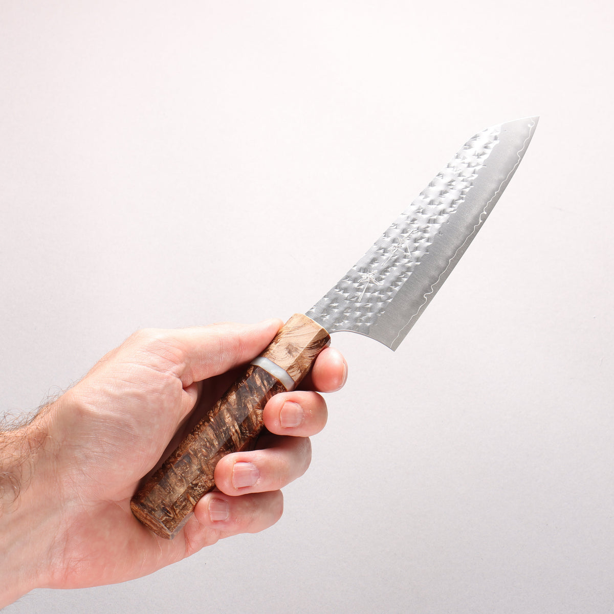 Yu Kurosaki Senko SG2 Hammered Small Bunka 150mm Brown Stabilized Wood (White Ring) Handle