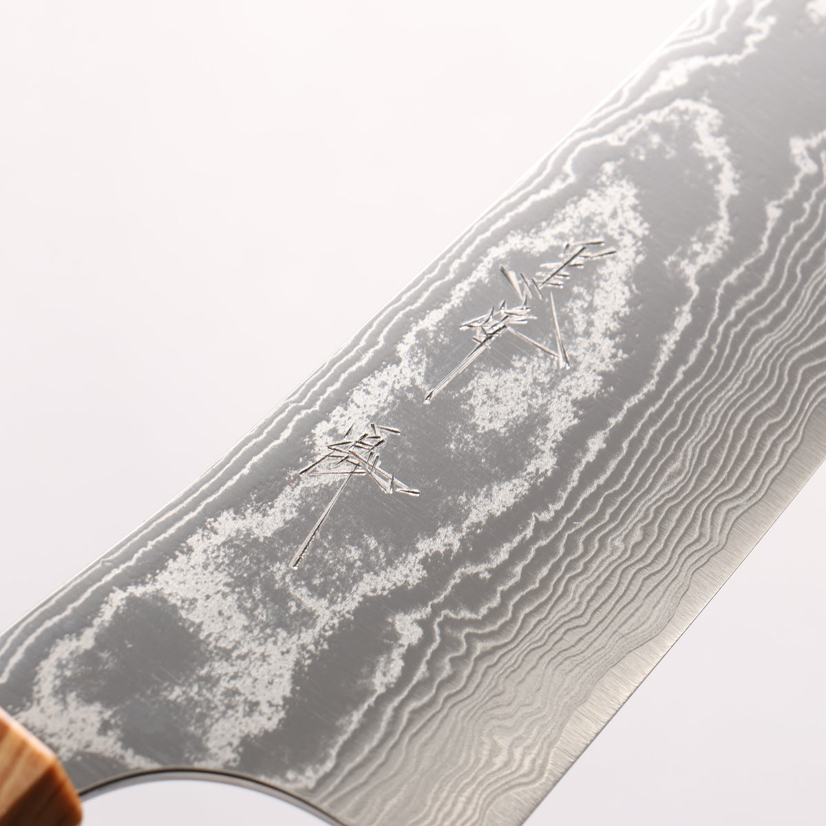 Yu Kurosaki Suiun SG2 Damascus Bunka 170mm Olive Tree Clear Resin And Turquoise Handle