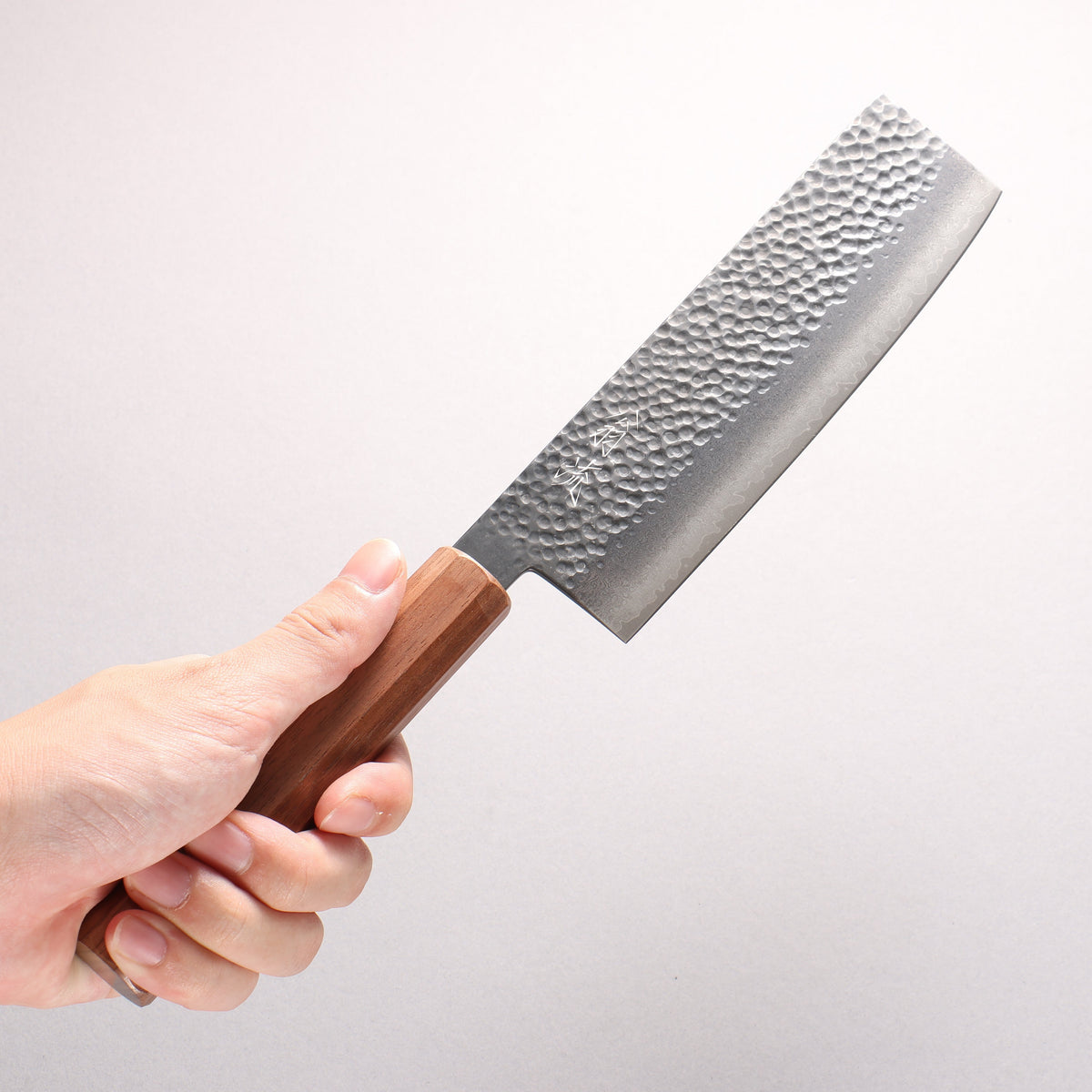 Oul VG10 Hammered Damascus Black dyeing Nakiri 170mm Walnut Handle