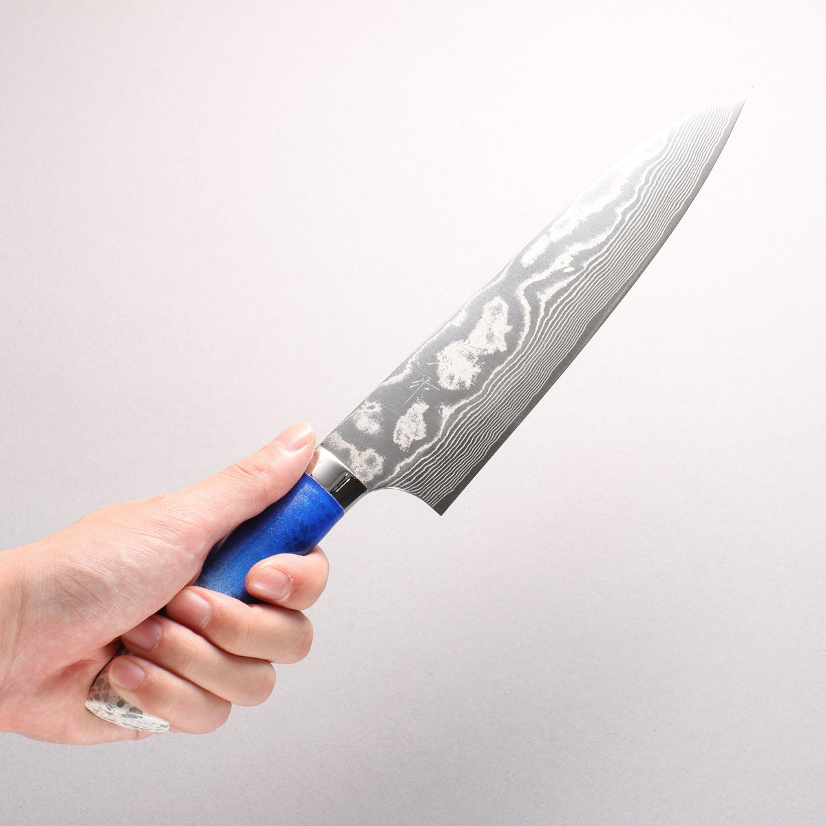 Takeshi Saji SPG STRIX Damascus Gyuto 210mm White and Blue Urethane Coating Handle with Sheath