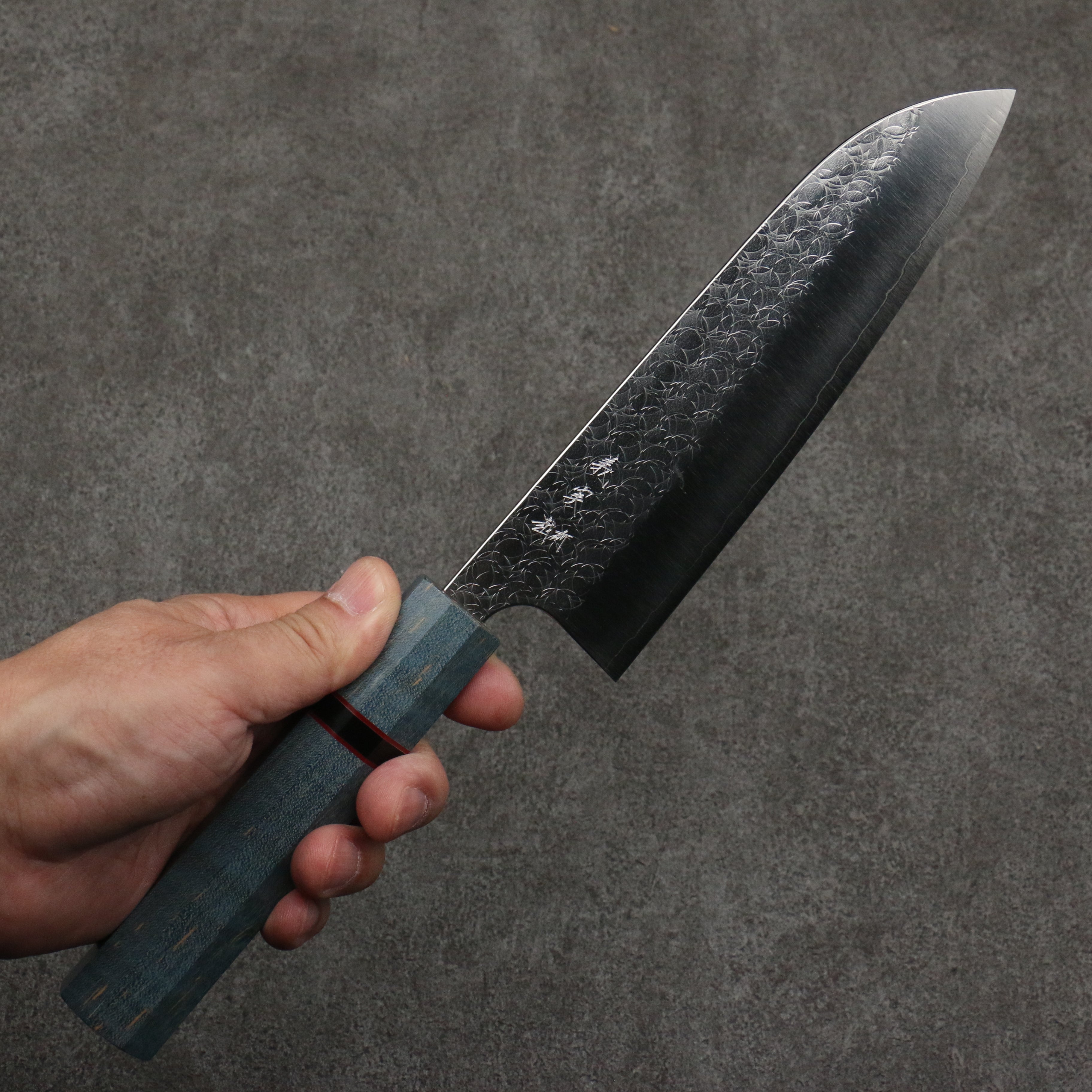 Yoshimi Kato Minamo SG2 Hammered Santoku 170mm Blue Stabilized Wood (With Black Ring) Handle - Seisuke Knife