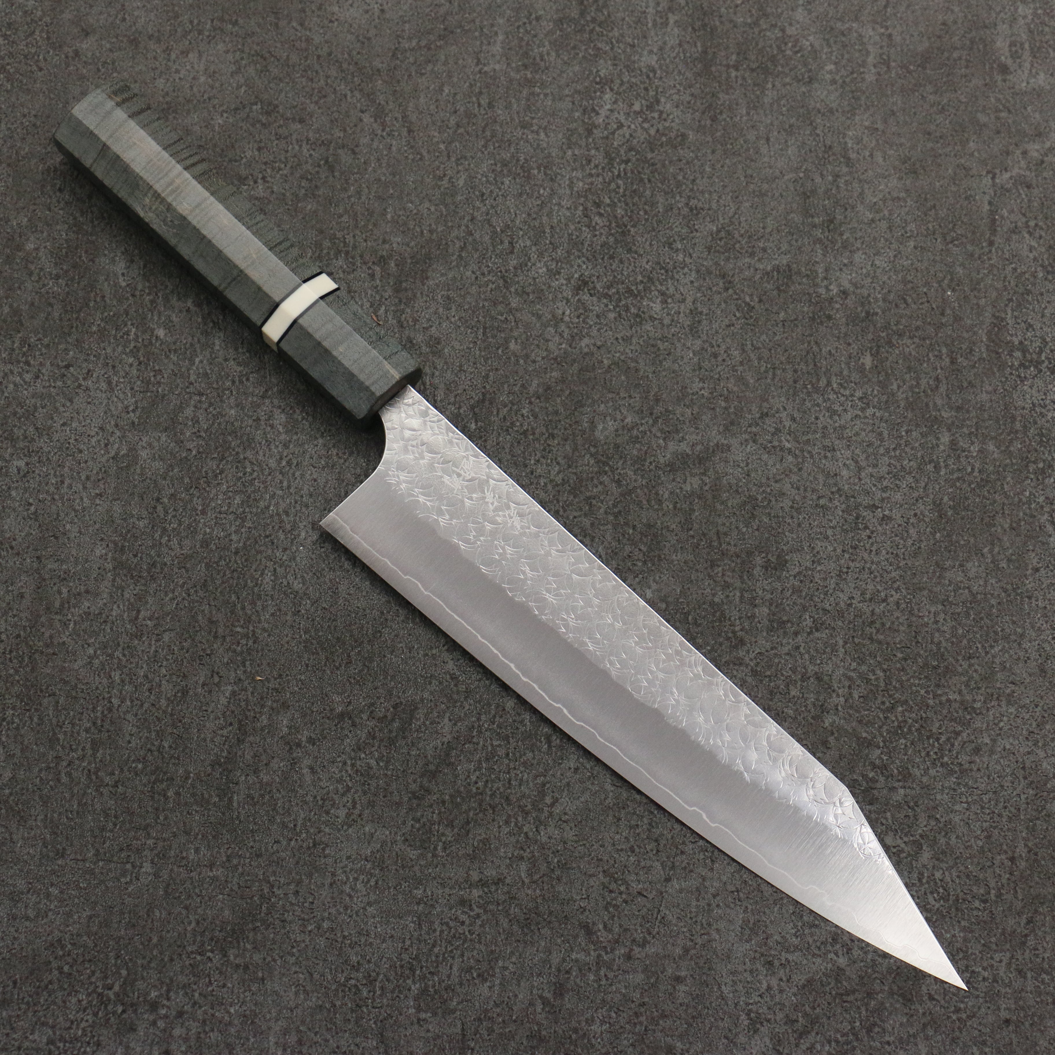 Yoshimi Kato Minamo SG2 Hammered Kiritsuke Gyuto 210mm Stabilized wood (With White ring) Handle - Seisuke Knife