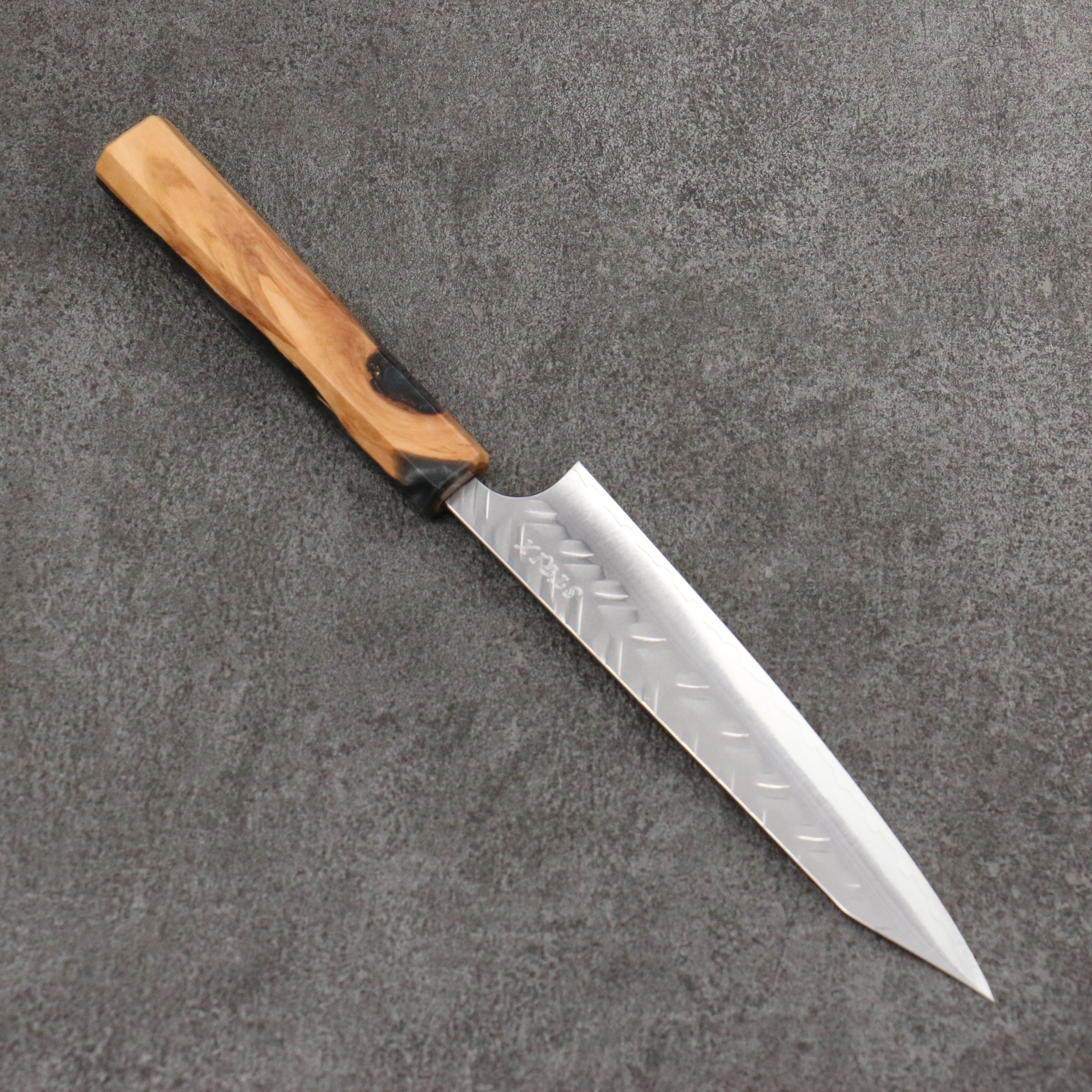 Yoshimi Kato SPG STRIX Hammered (V) Kiritsuke Petty-Utility 150mm Olive Tree and Black/White Marble Resin Handle - Seisuke Knife