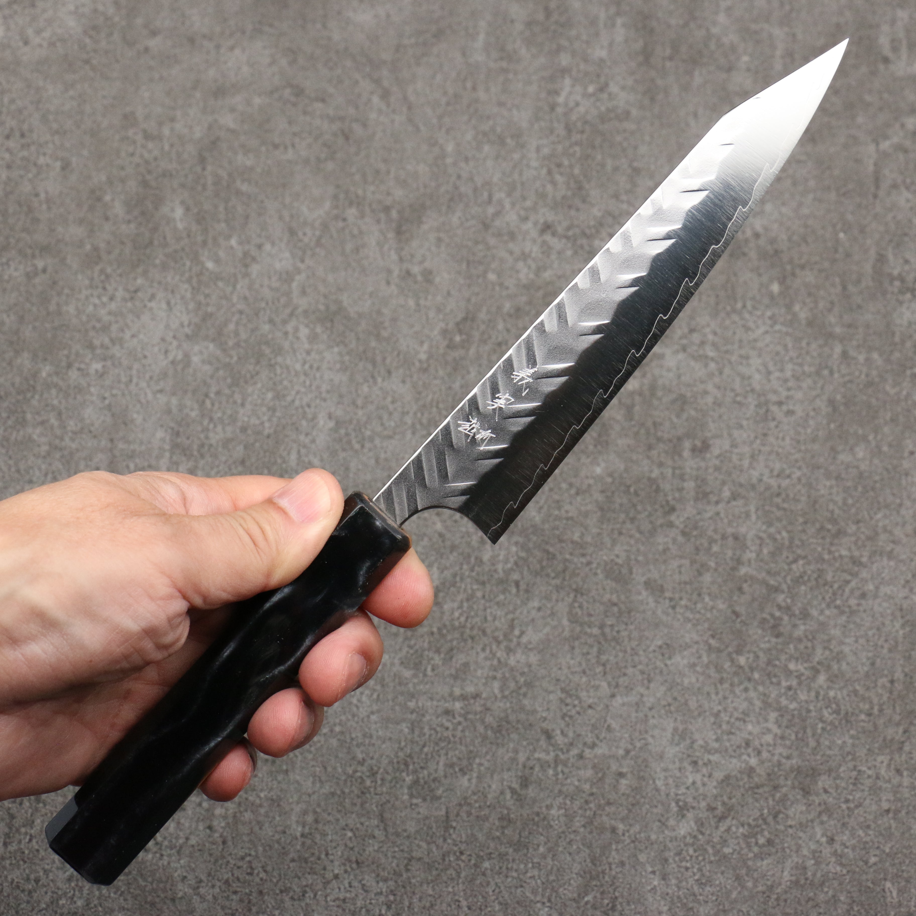 Yoshimi Kato SPG STRIX Hammered (V) Kiritsuke Petty-Utility 150mm Olive Tree and Black/White Marble Resin Handle - Seisuke Knife
