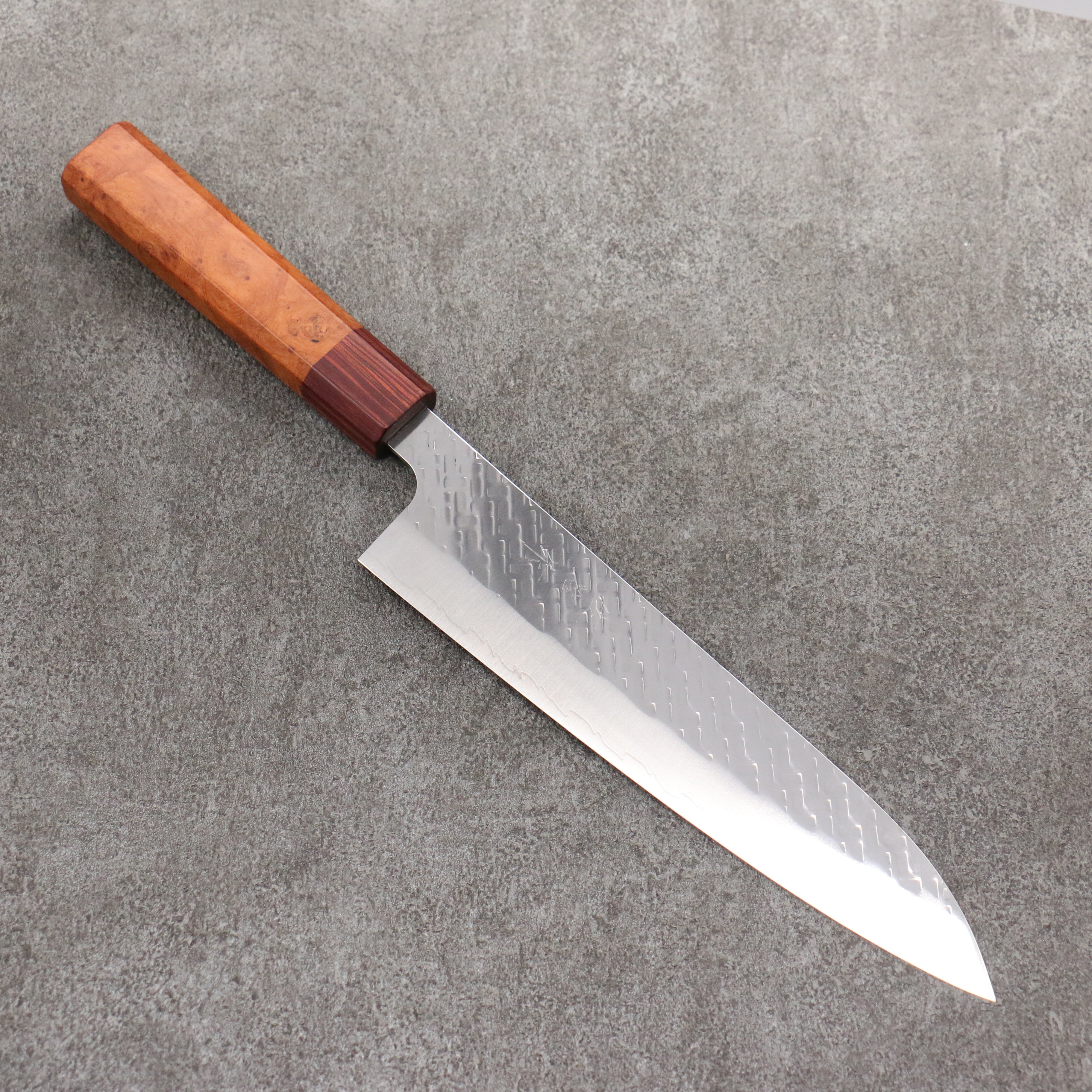 Takeshi Saji SPG STRIX Hammered Migaki Finished Gyuto 210mm Chinese Quince Burl (Ferrule: Borneo Rosewood) Handle - Seisuke Knife