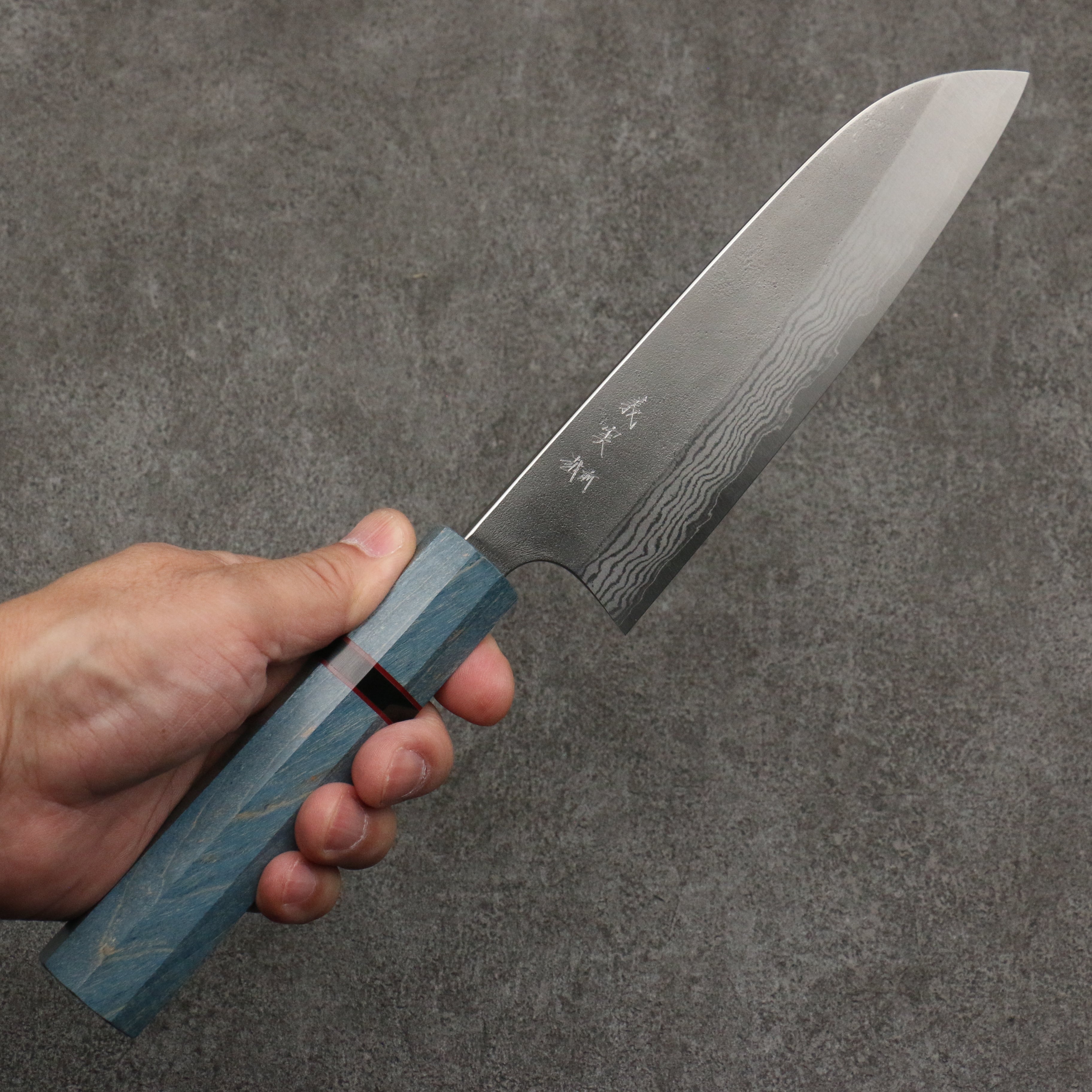 Yoshimi Kato VG10 Nashiji Damascus Santoku 170mm Blue Stabilized Wood (With Black Ring) Handle - Seisuke Knife