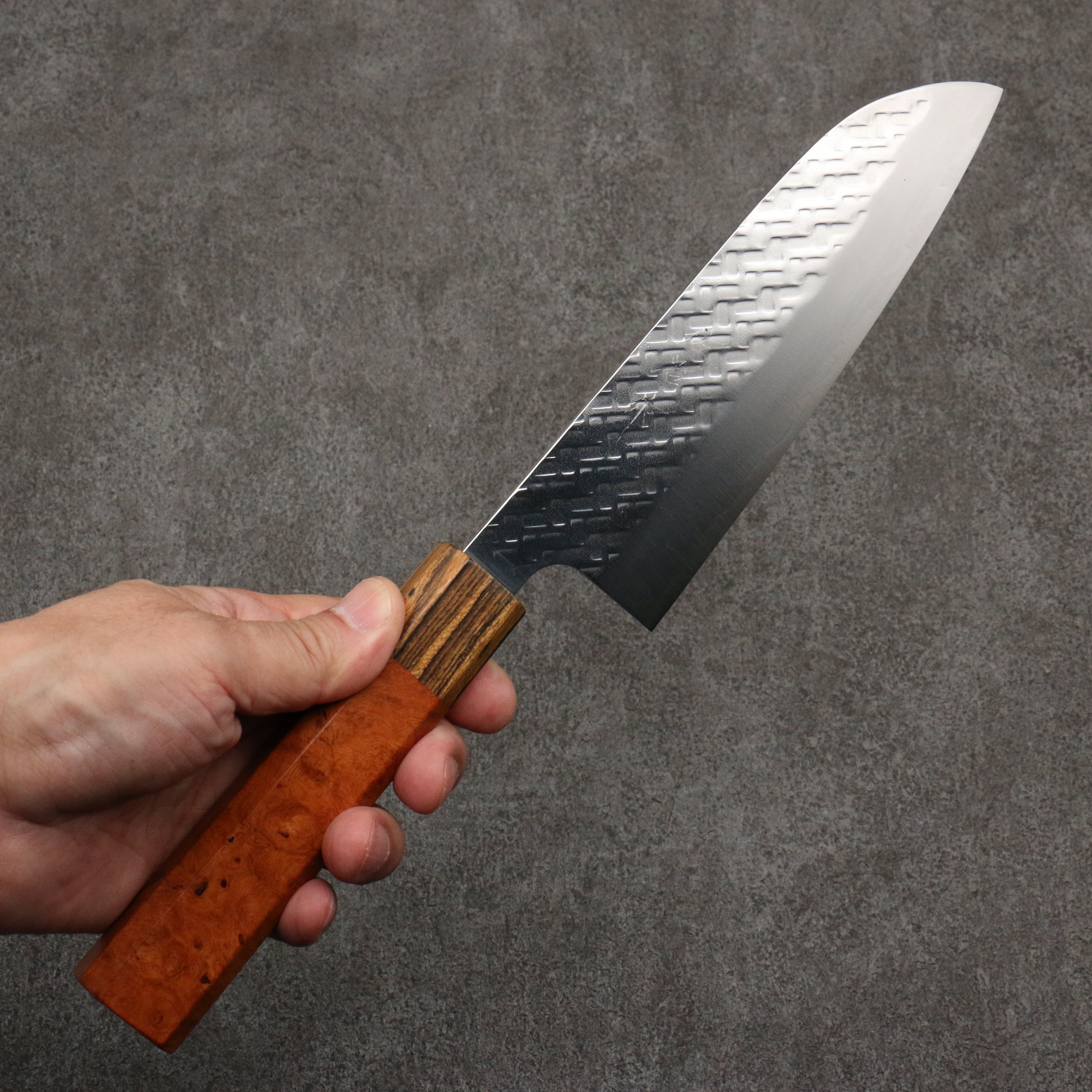 Takeshi Saji SPG STRIX Hammered Migaki Finished Santoku 165mm Chinese Quince Burl (Ferrule: Bocote) Handle - Seisuke Knife