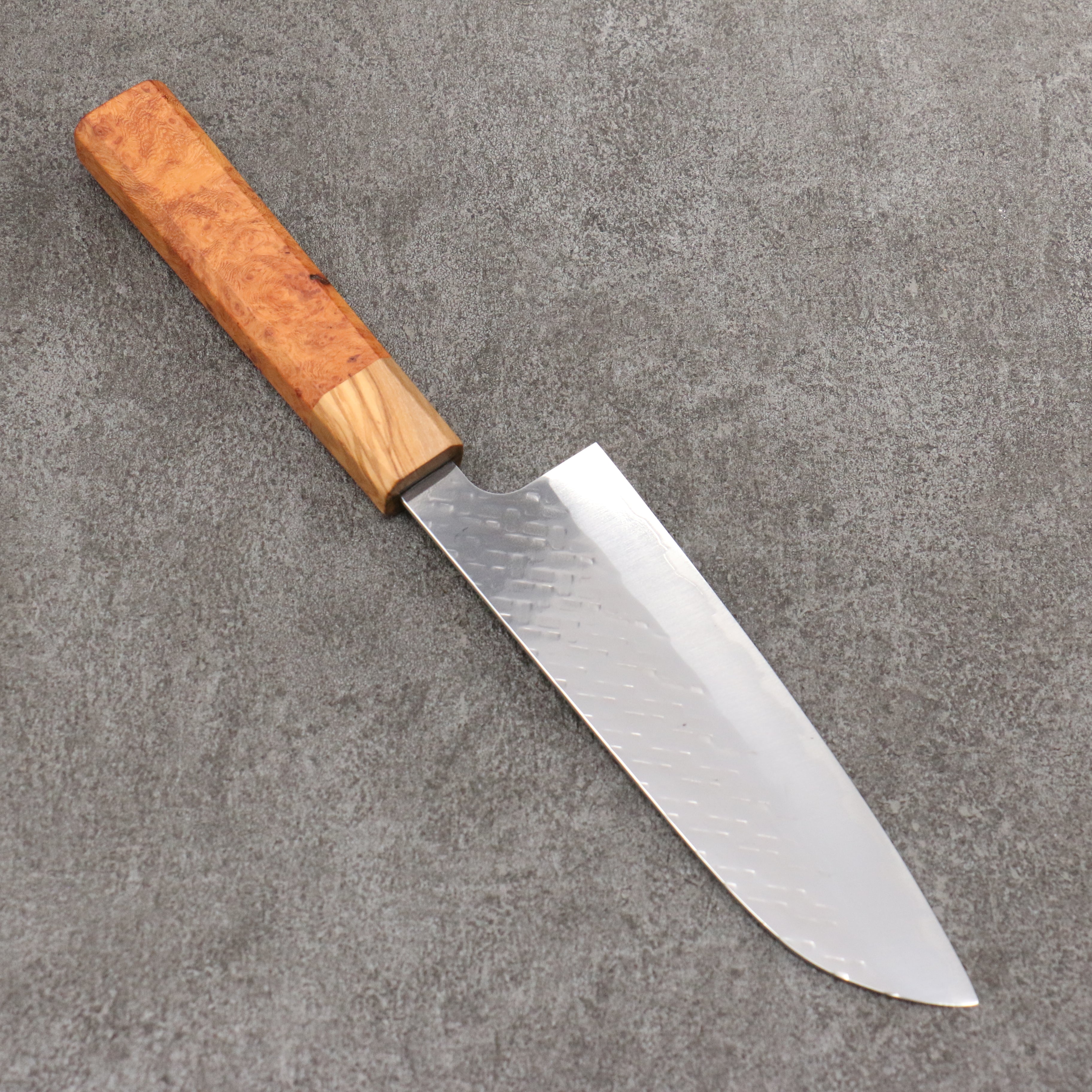 Takeshi Saji SPG STRIX Hammered Migaki Finished Santoku 165mm Chinese Quince Burl (Ferrule: Olive Tree) Handle - Seisuke Knife
