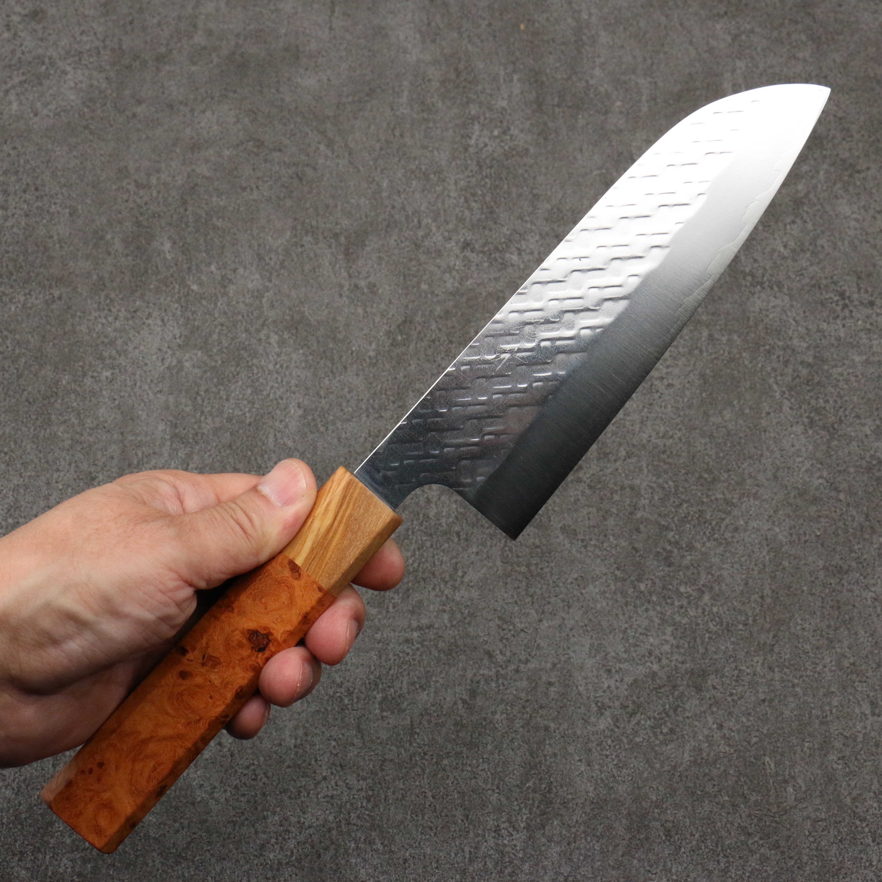 Takeshi Saji SPG STRIX Hammered Migaki Finished Santoku 165mm Chinese Quince Burl (Ferrule: Olive Tree) Handle - Seisuke Knife