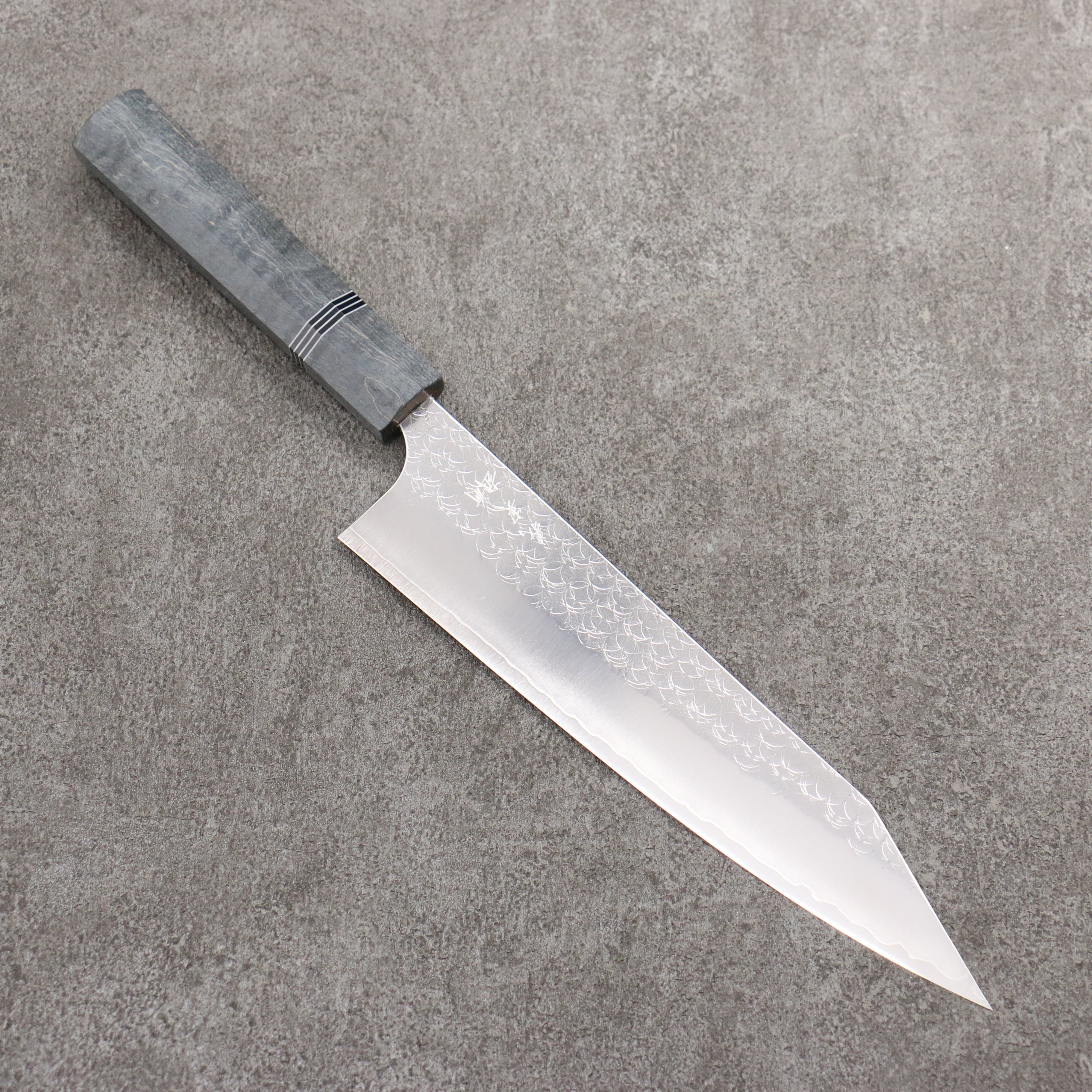 Yoshimi Kato Minamo SG2 Hammered Kiritsuke Gyuto 210mm Gray Stablilized Wood (Black and White Rings) Handle - Seisuke Knife