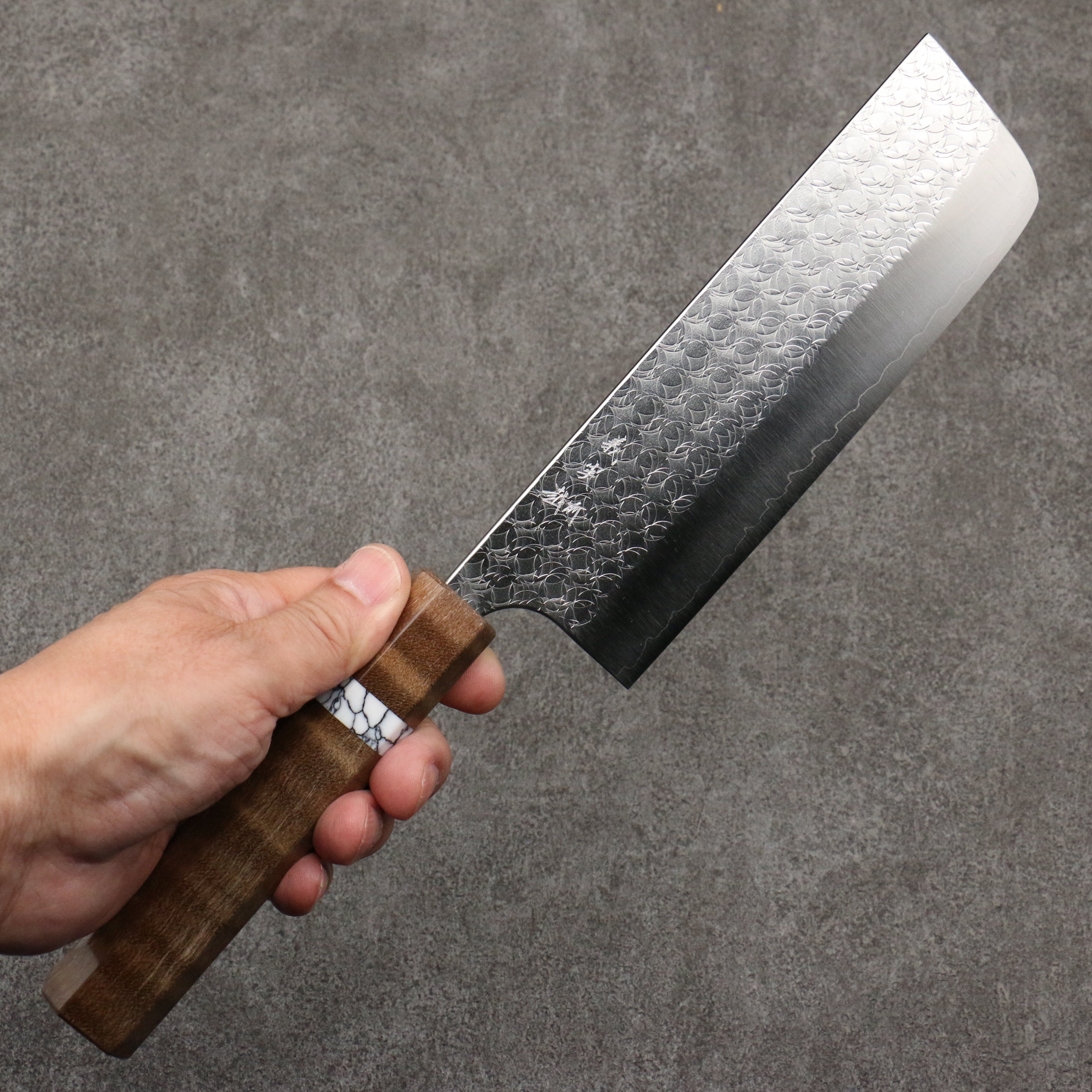 Yoshimi Kato Minamo SG2 Hammered Nakiri 165mm Brown Stabilized Wood (White turquoise Ring) Handle - Seisuke Knife