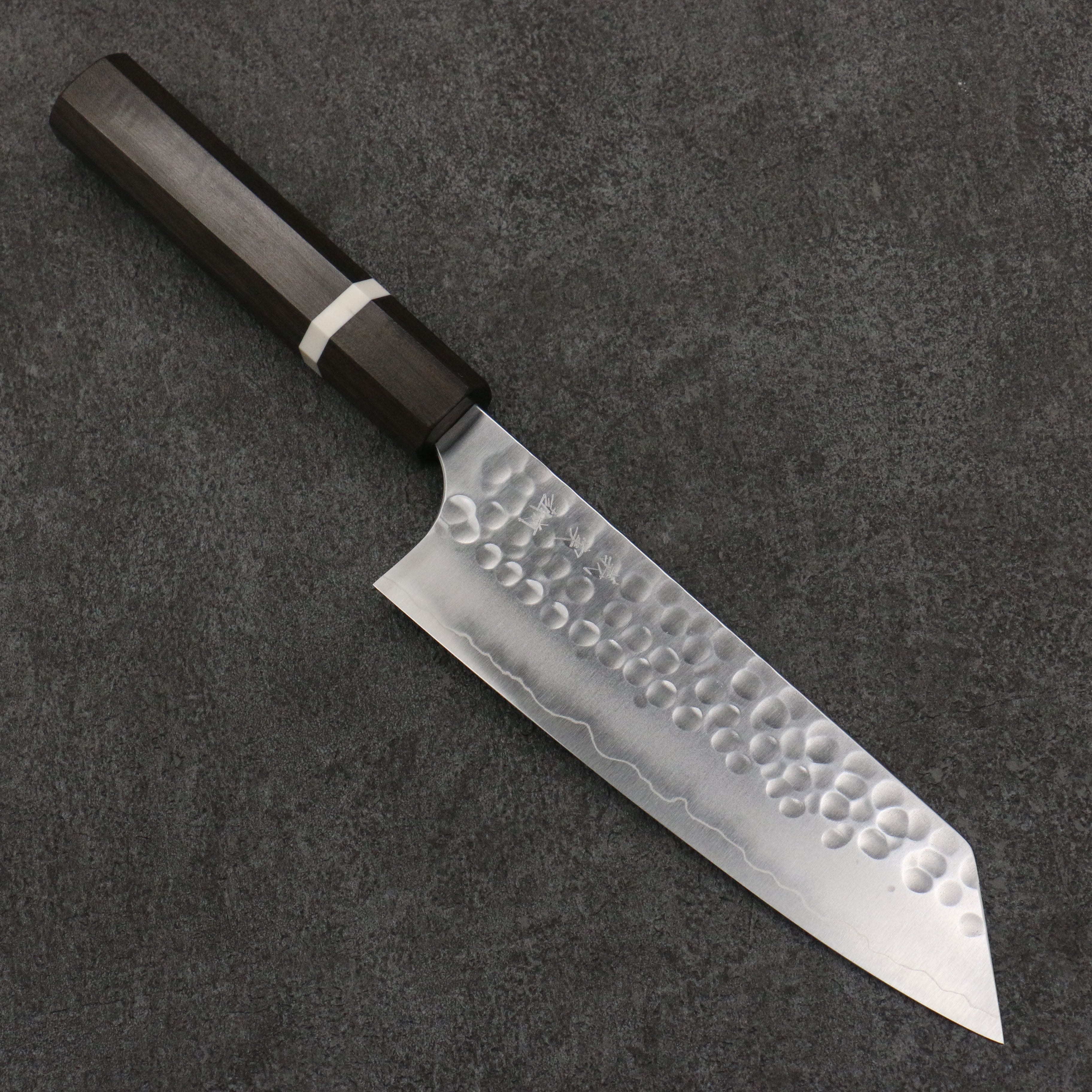 Yoshimi Kato Silver Steel No.3 Hammered(Maru) Migaki Finished Bunka 170mm Sandalwood with White Ring Handle - Seisuke Knife