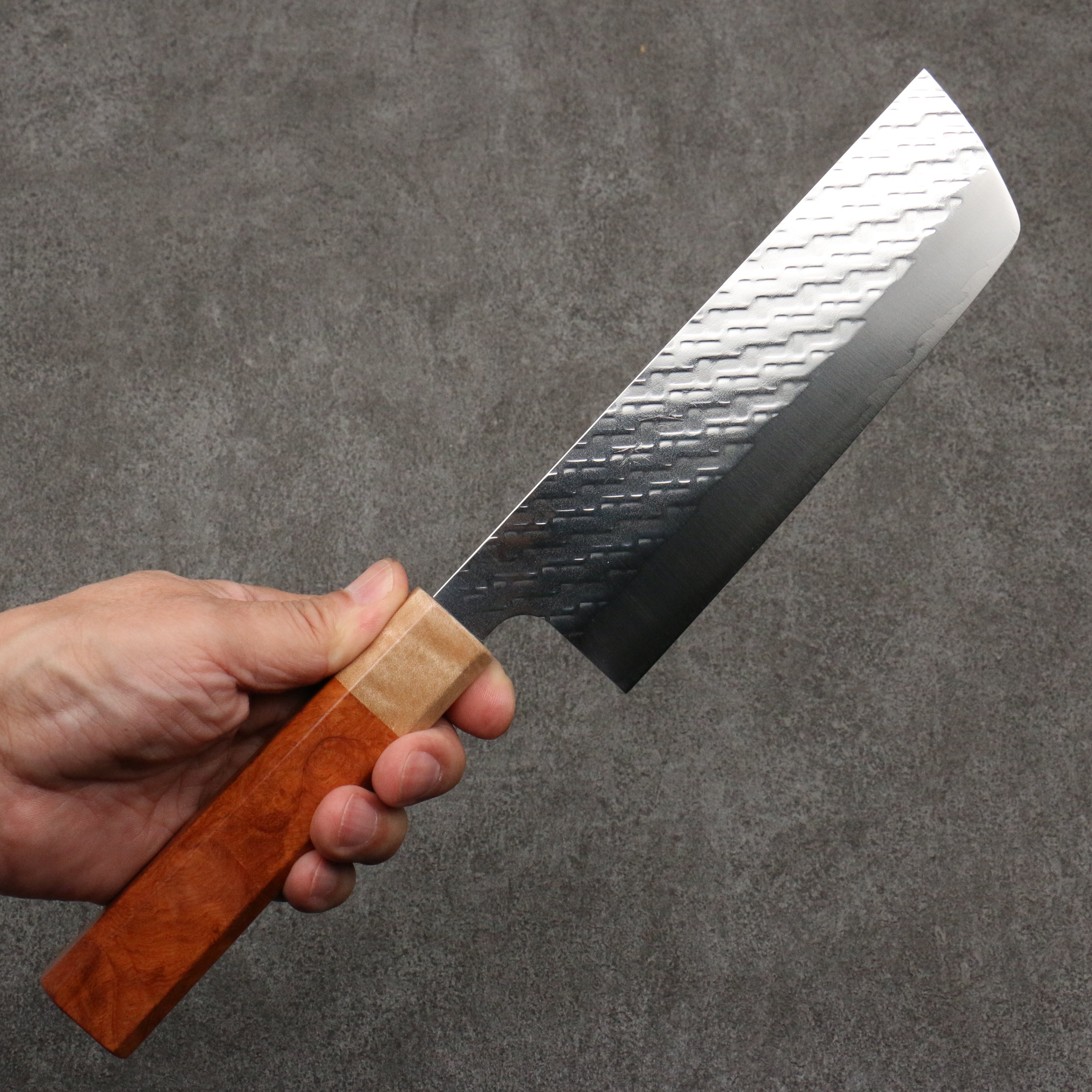 Takeshi Saji SPG STRIX Hammered Migaki Finished Nakiri 165mm Chinese Quince Burl (Ferrule: Maple) Handle - Seisuke Knife