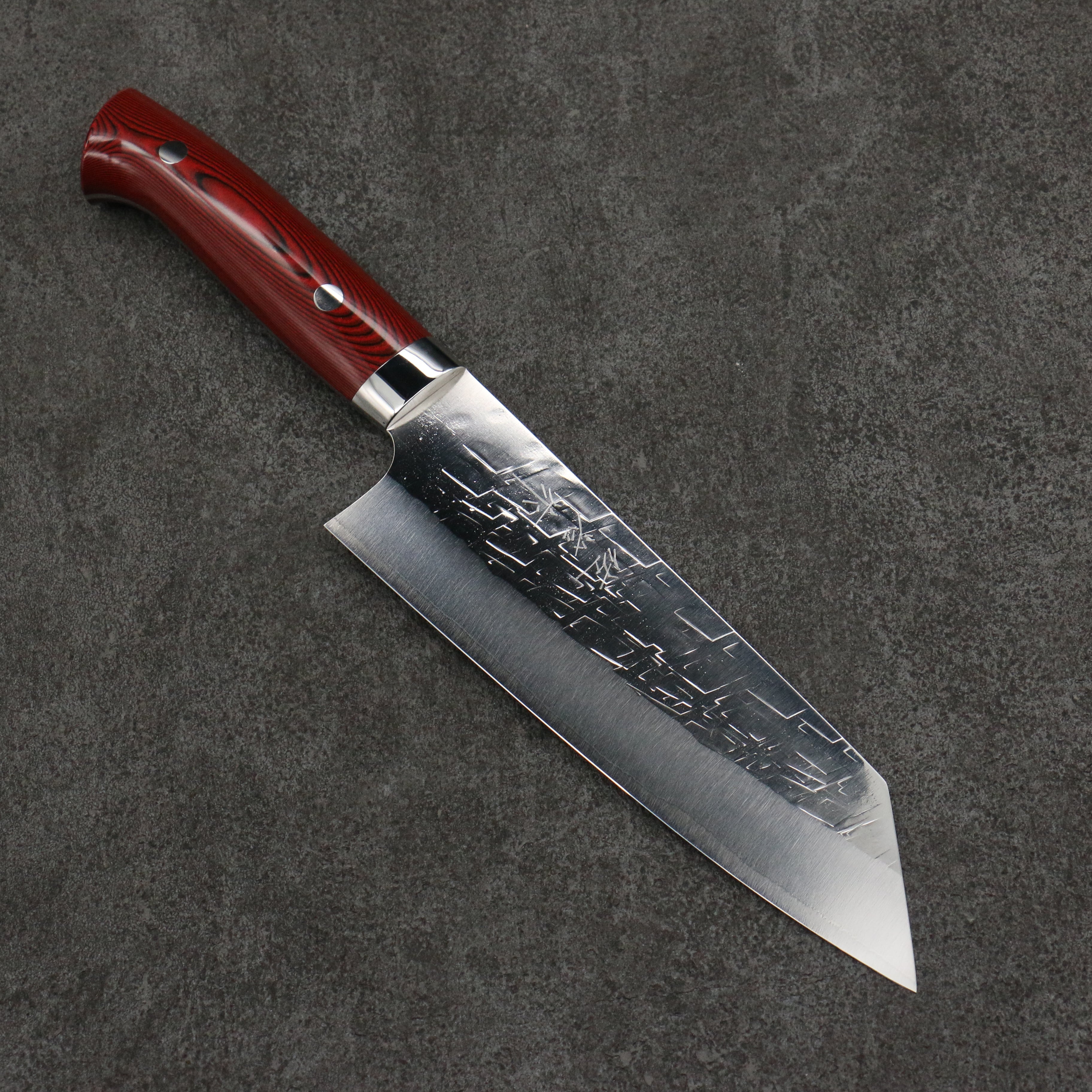Takeshi Saji New Nomura Style SRS13 Hammered Bunka 180mm Red and Black Micarta Handle - Seisuke Knife