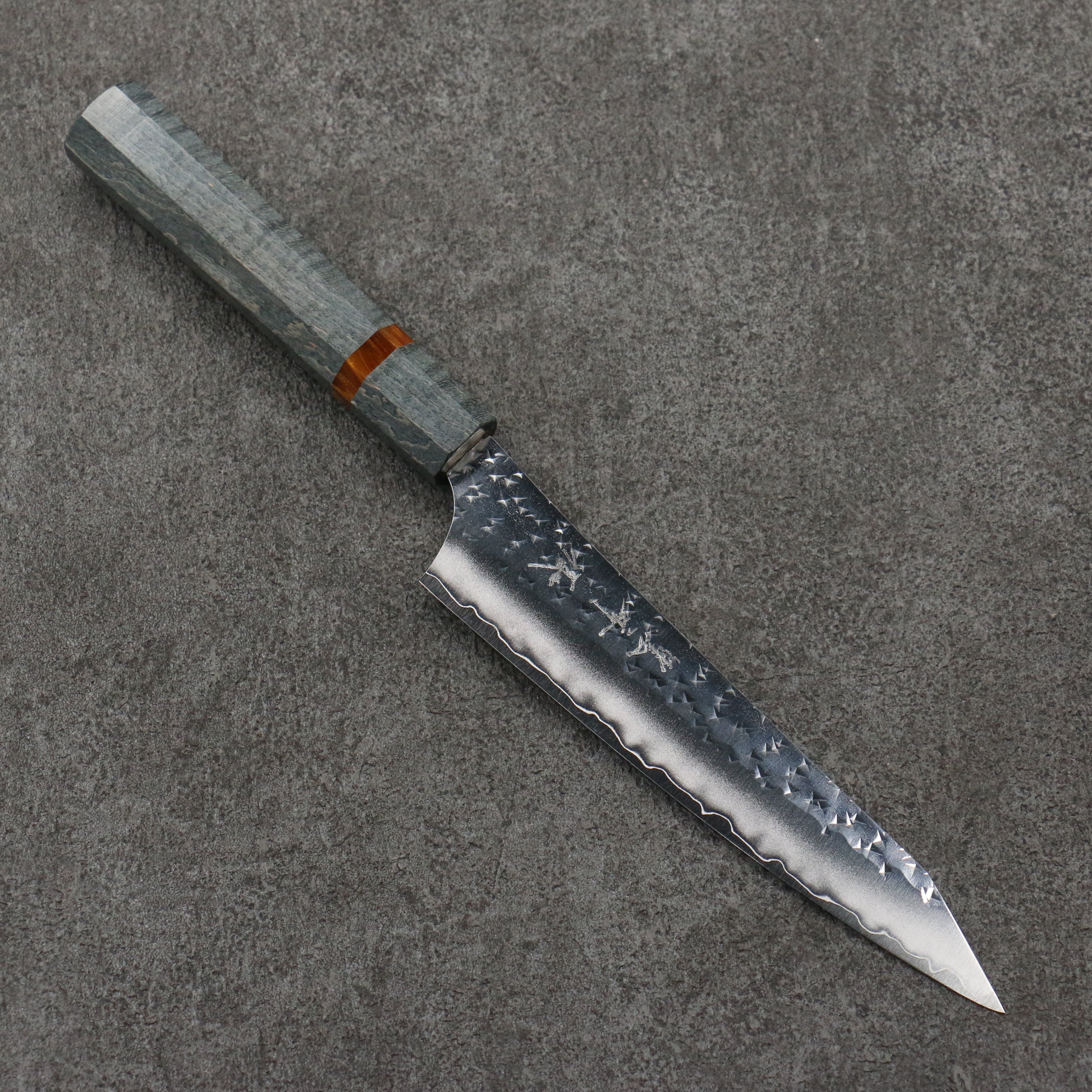 Yu Kurosaki Senko Ei SG2 Hammered Petty-Utility 150mm Stabilized wood (With Acrylic Ring) Handle - Seisuke Knife